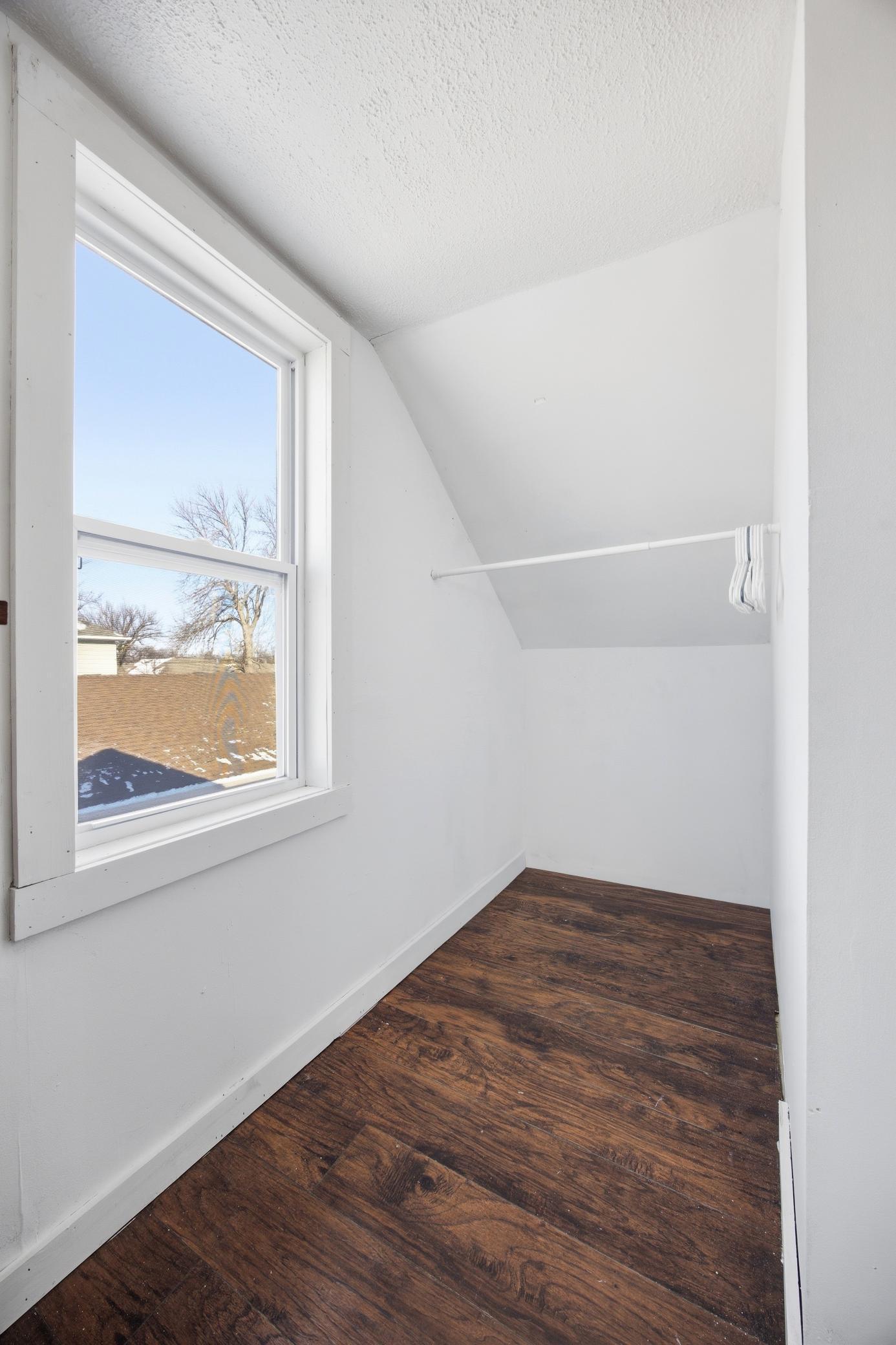 116 2nd Avenue N
