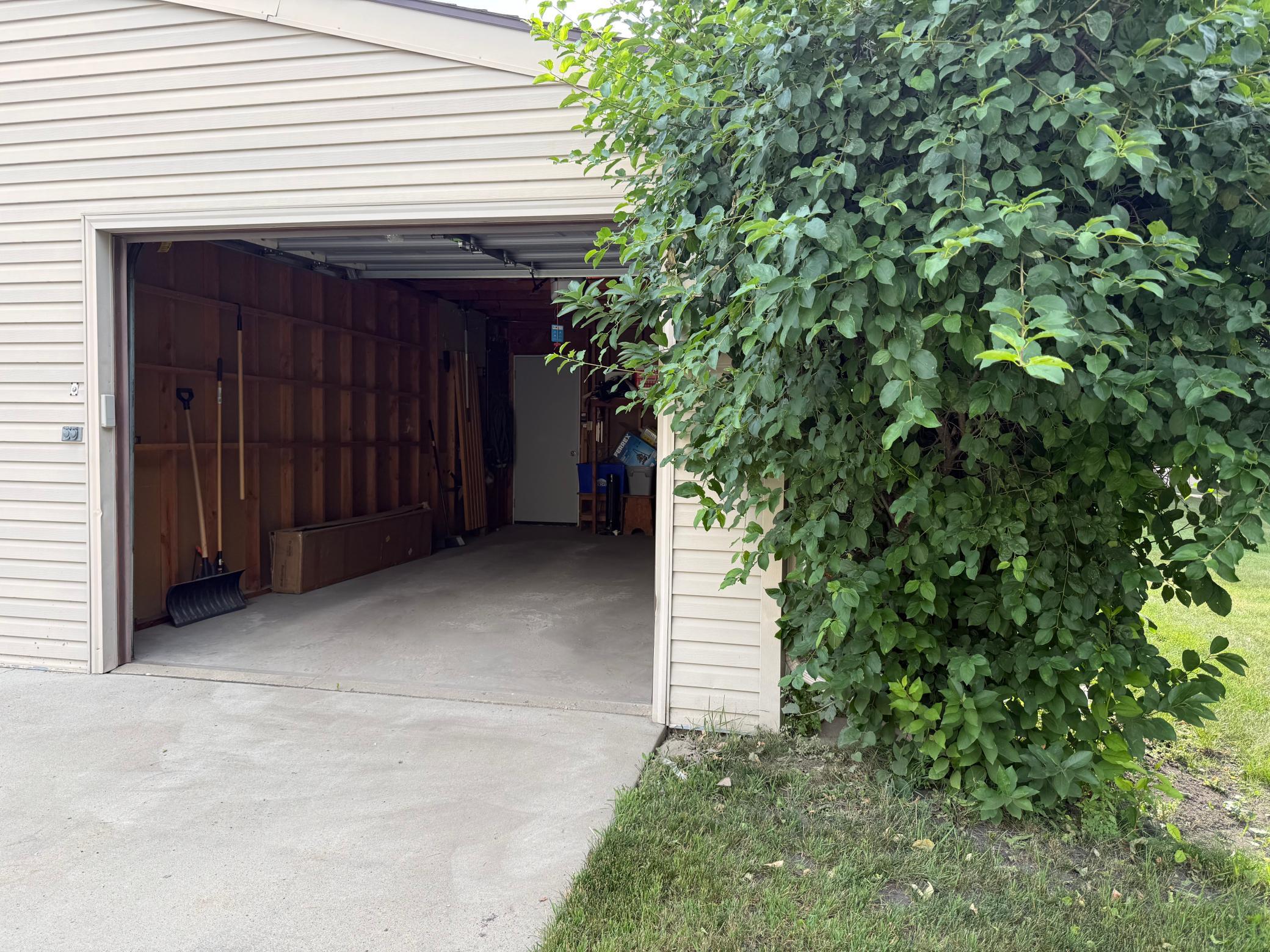 1402 5th Street N Unit: 104