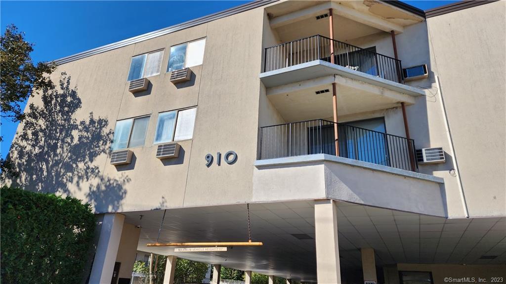 910 Hope Street 8B