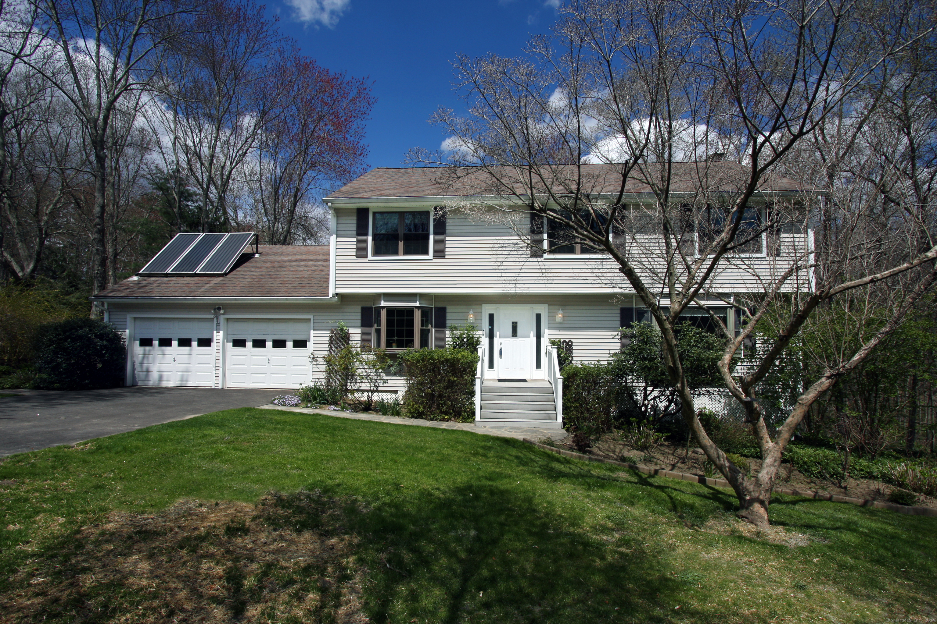 31 Deerfield Lane