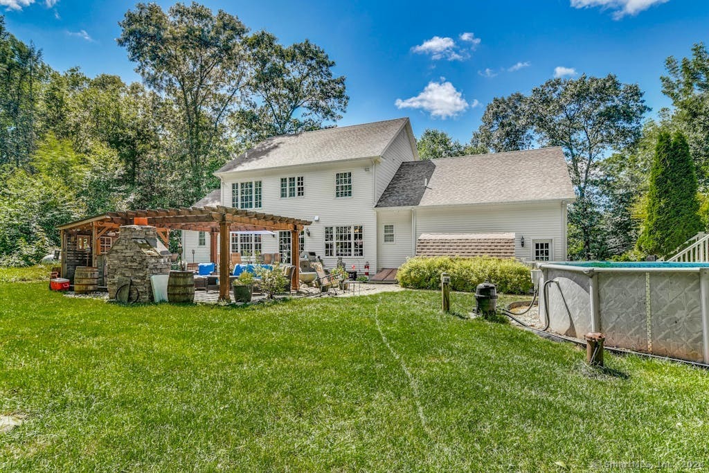 9 Jem Woods Road