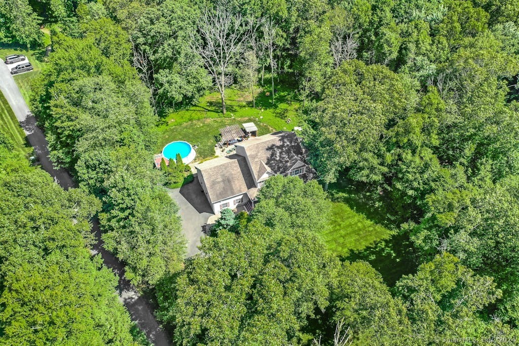 9 Jem Woods Road