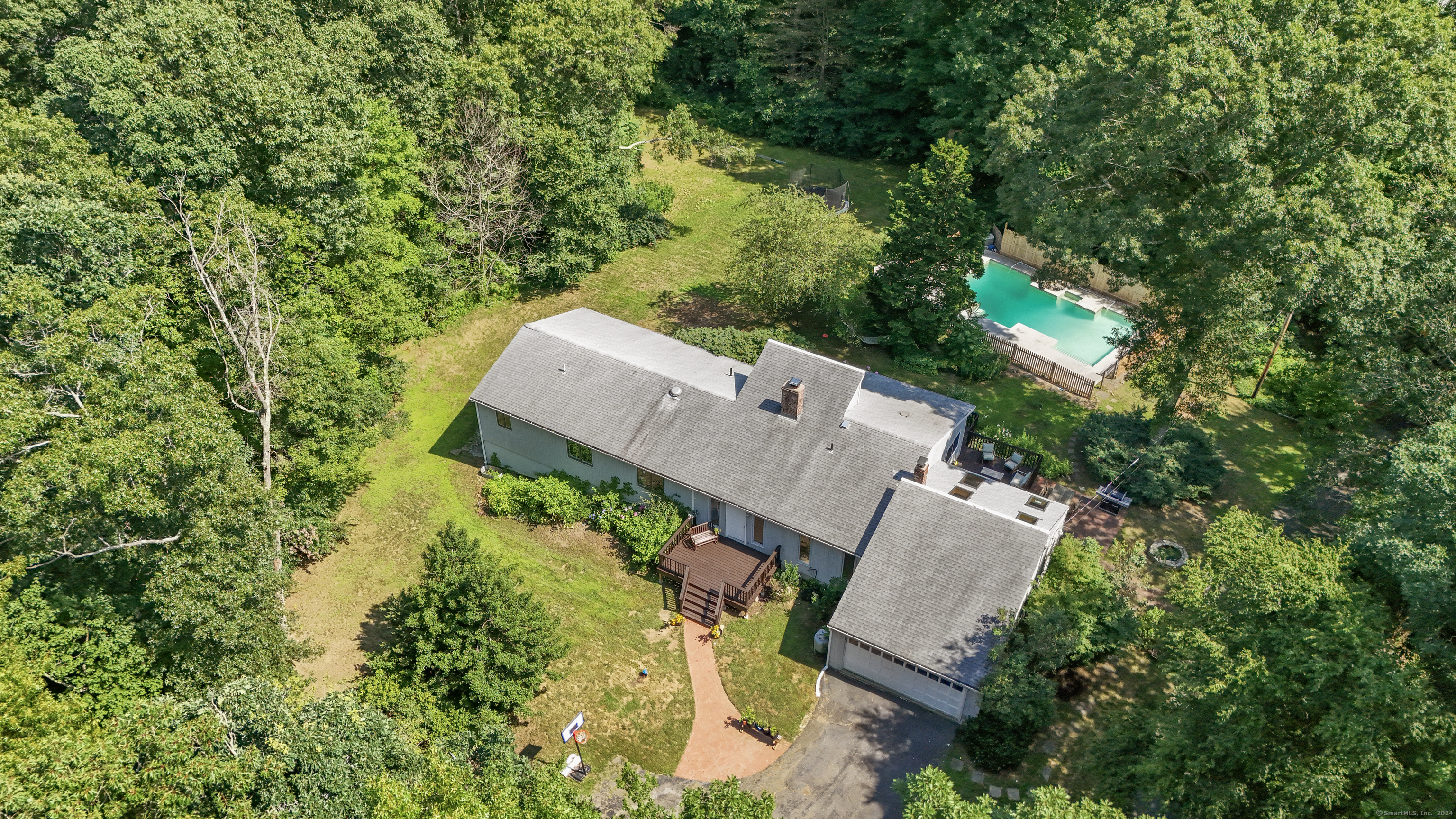 75 Shaker Court
