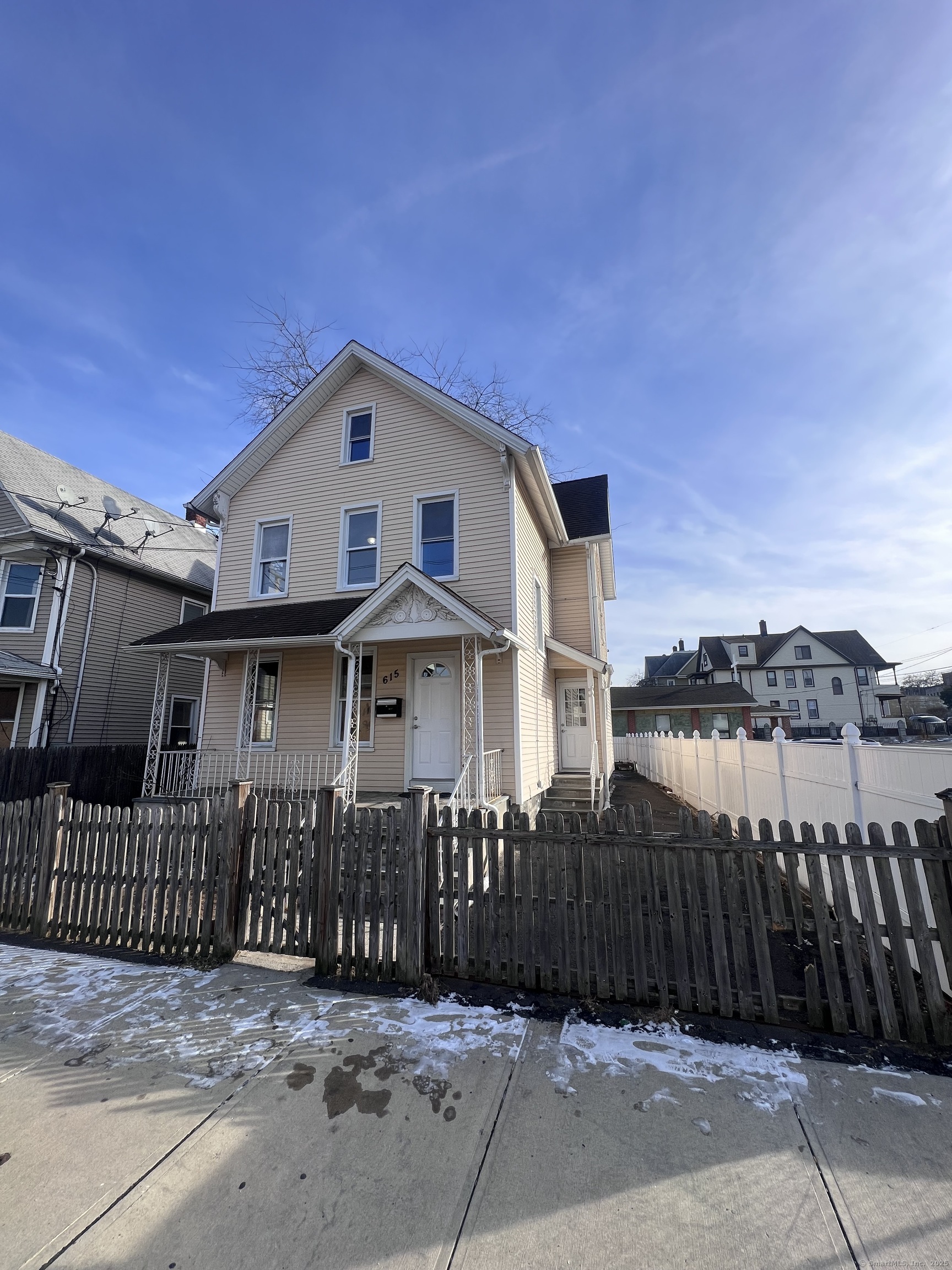615 Grand Street