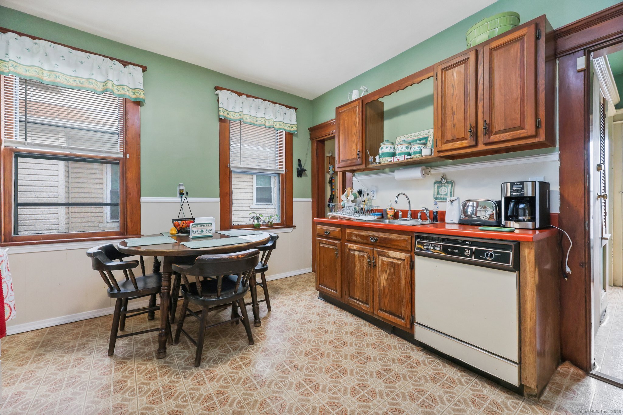 74-76 Garfield Avenue