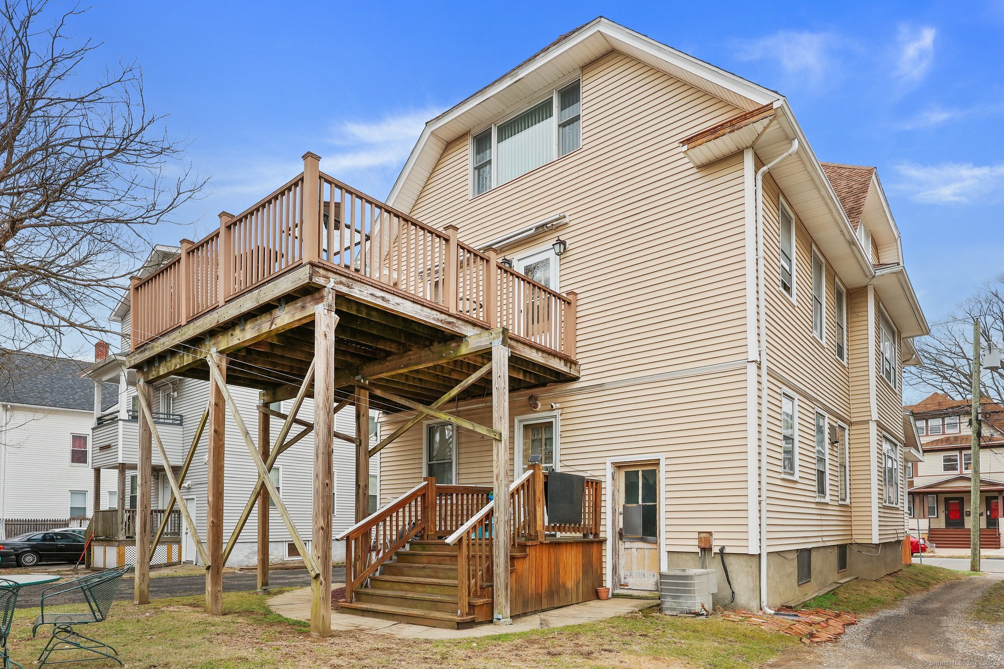 74-76 Garfield Avenue