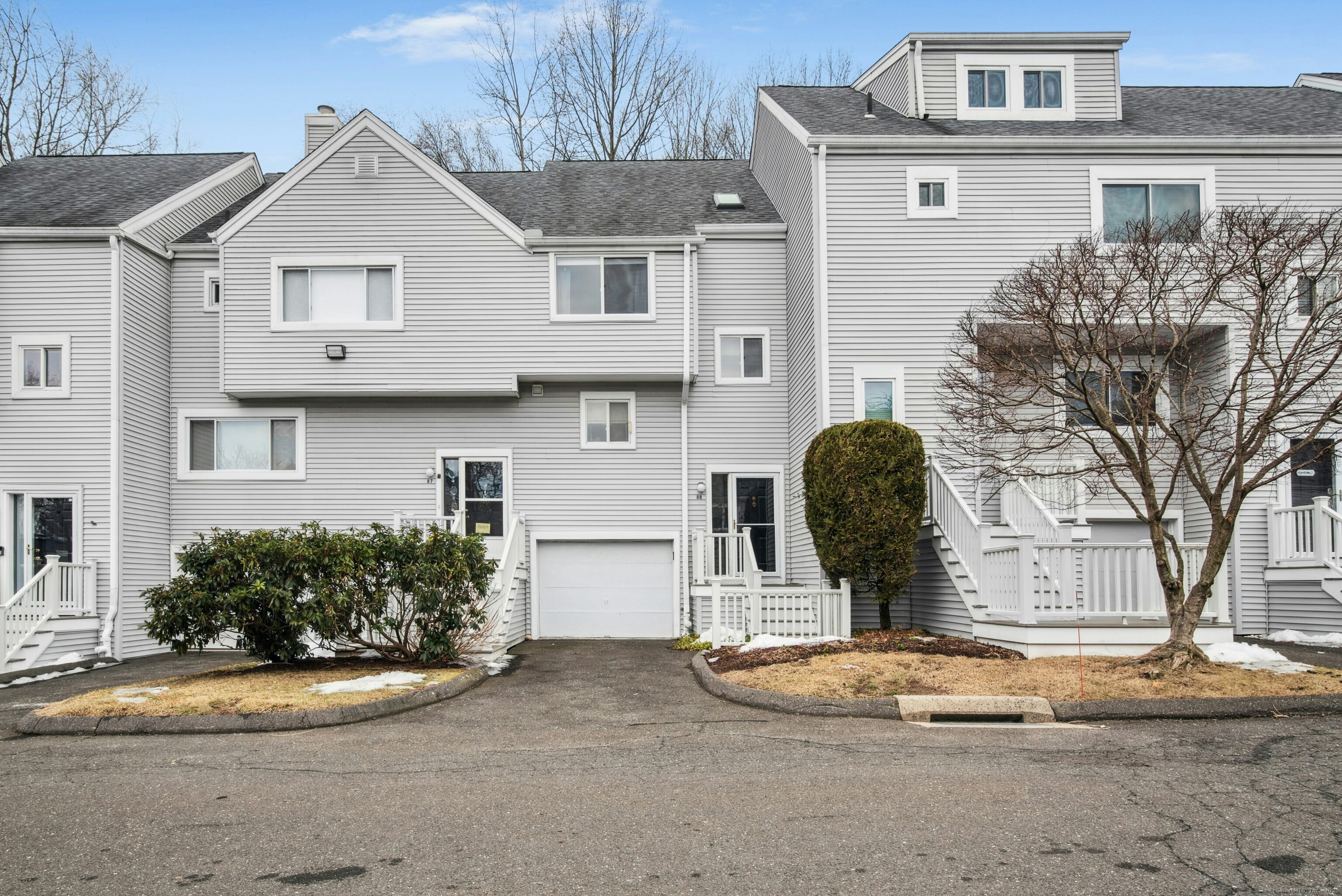 88 Country Place 88