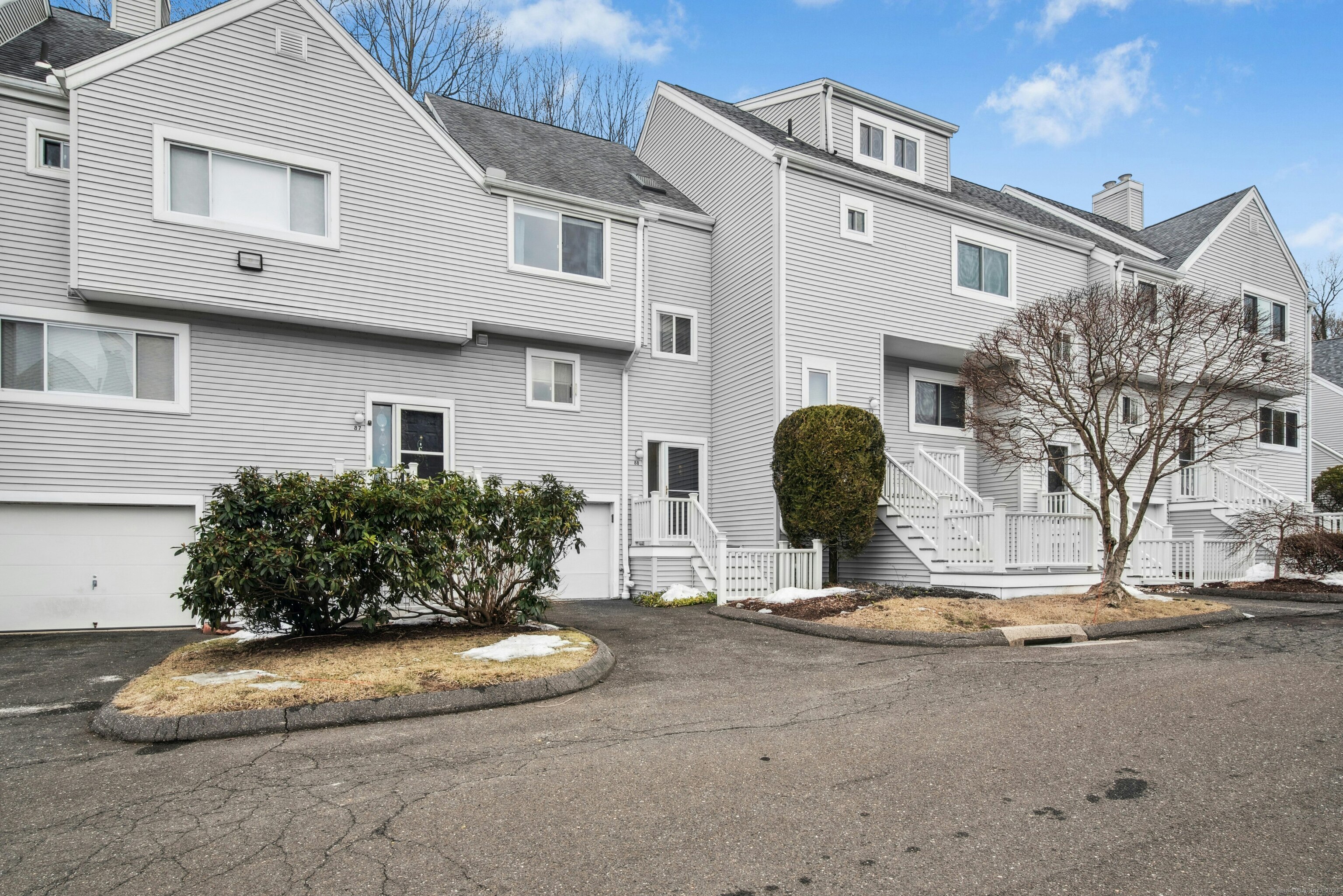 88 Country Place 88