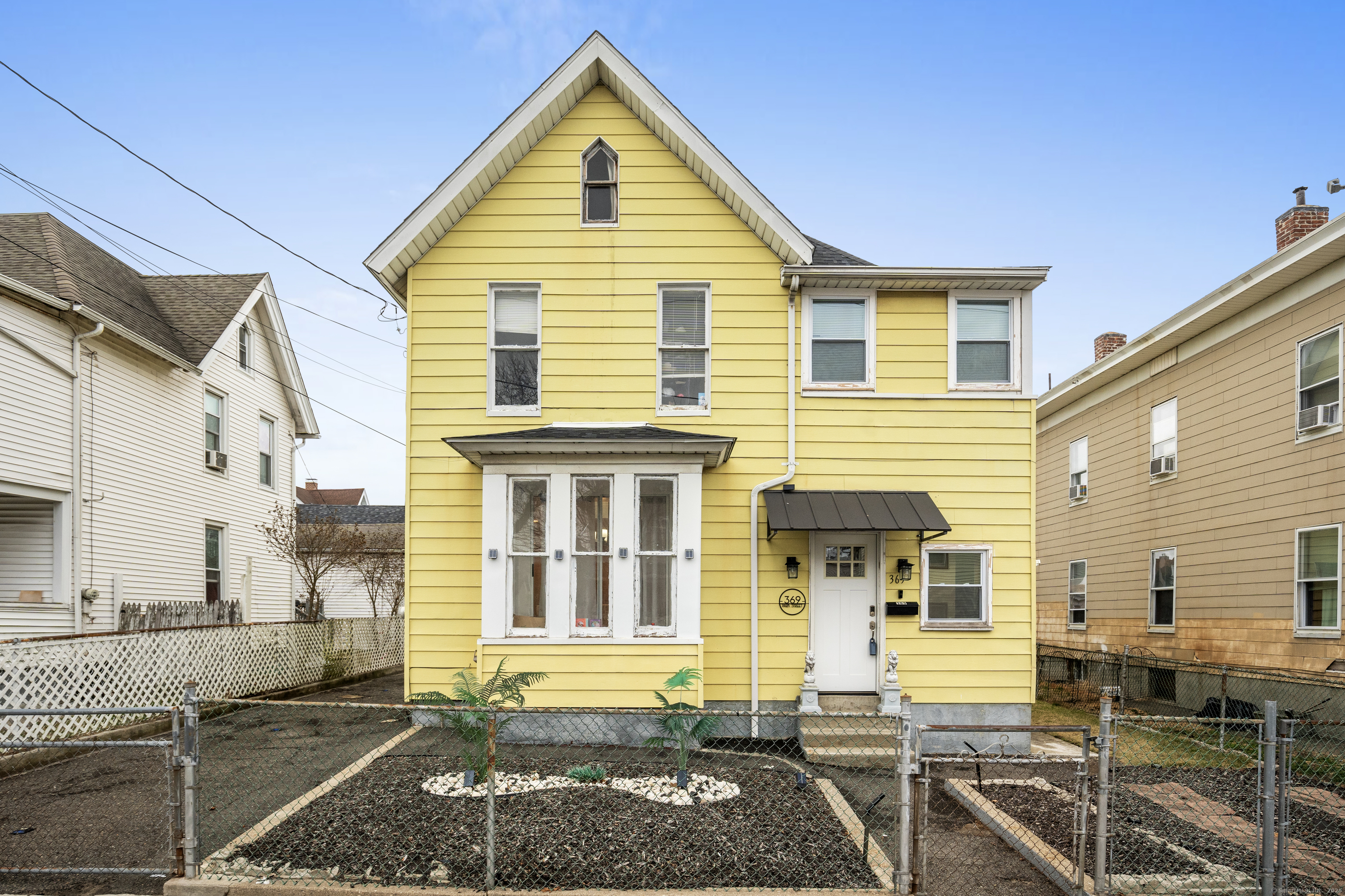 369 Park Street