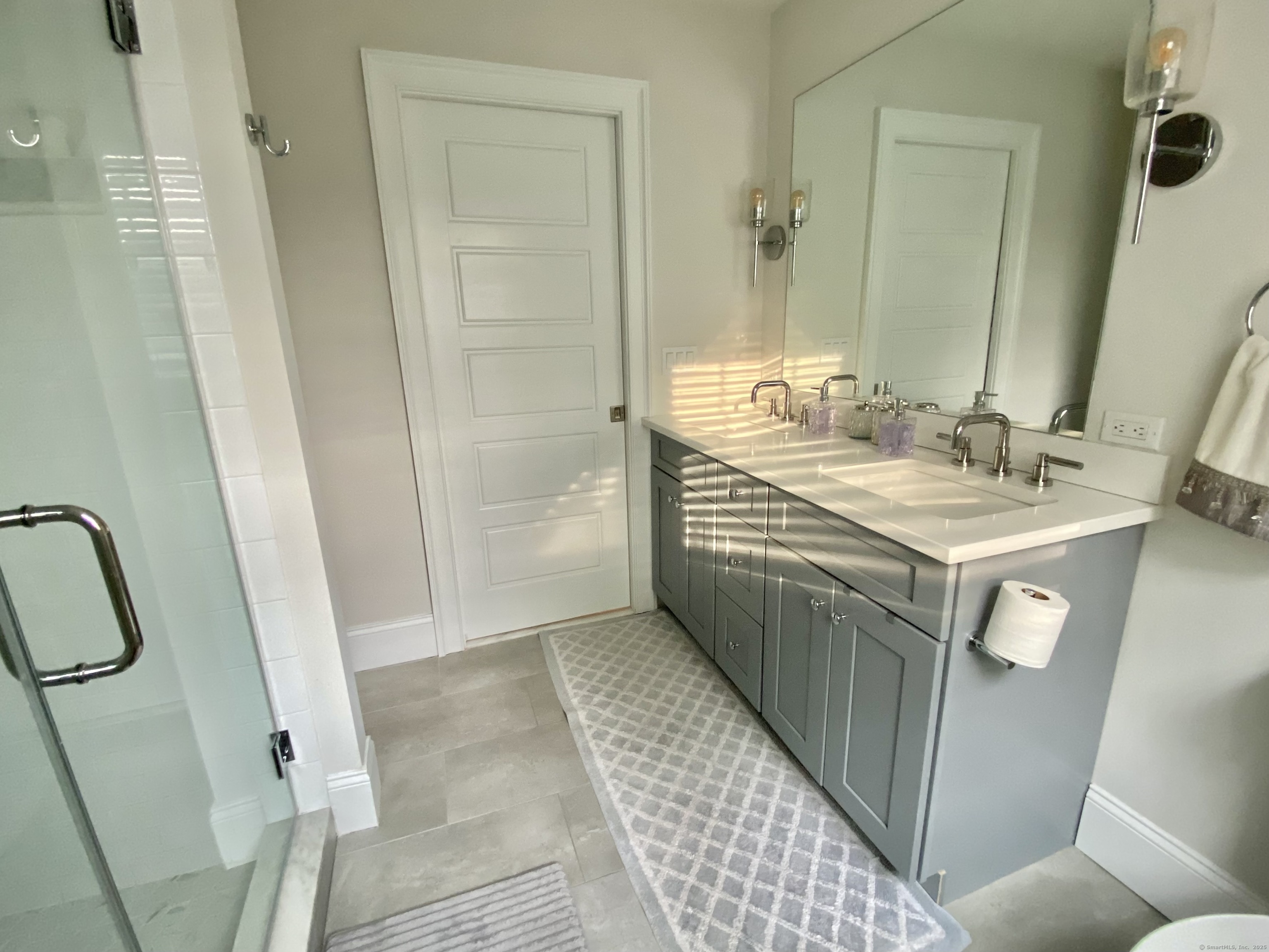 159 Colonial Road 5