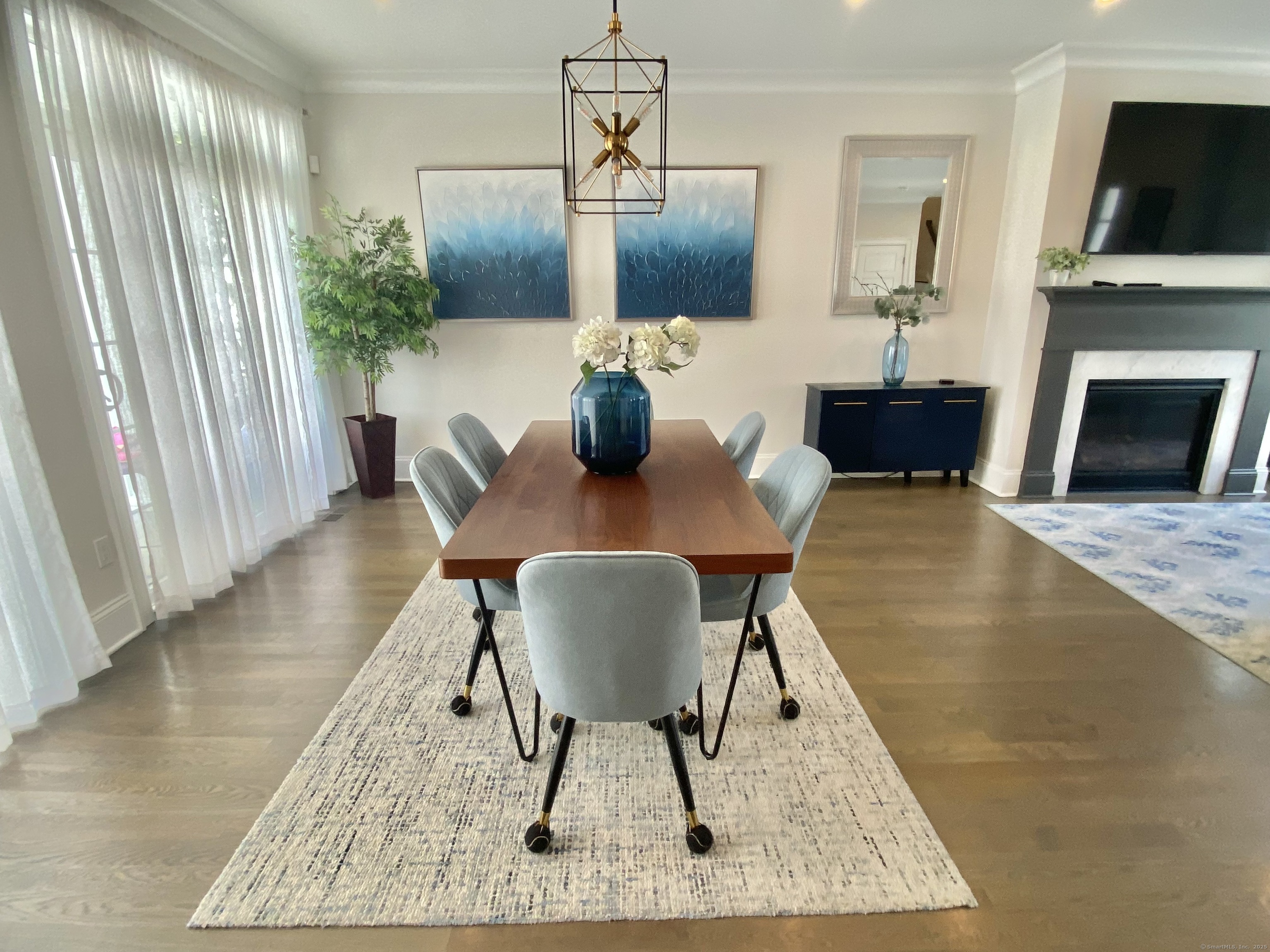 159 Colonial Road 5