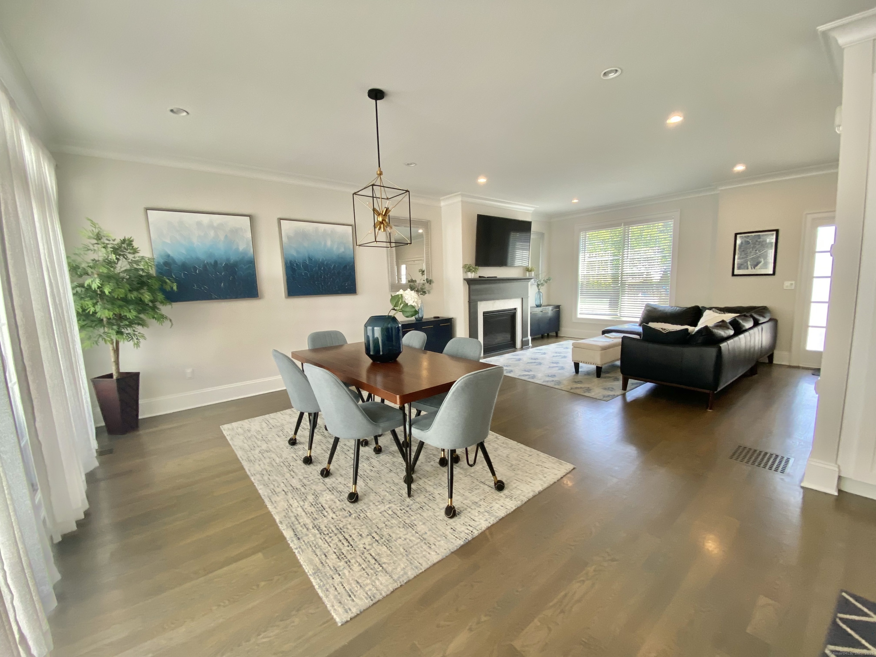 159 Colonial Road 5