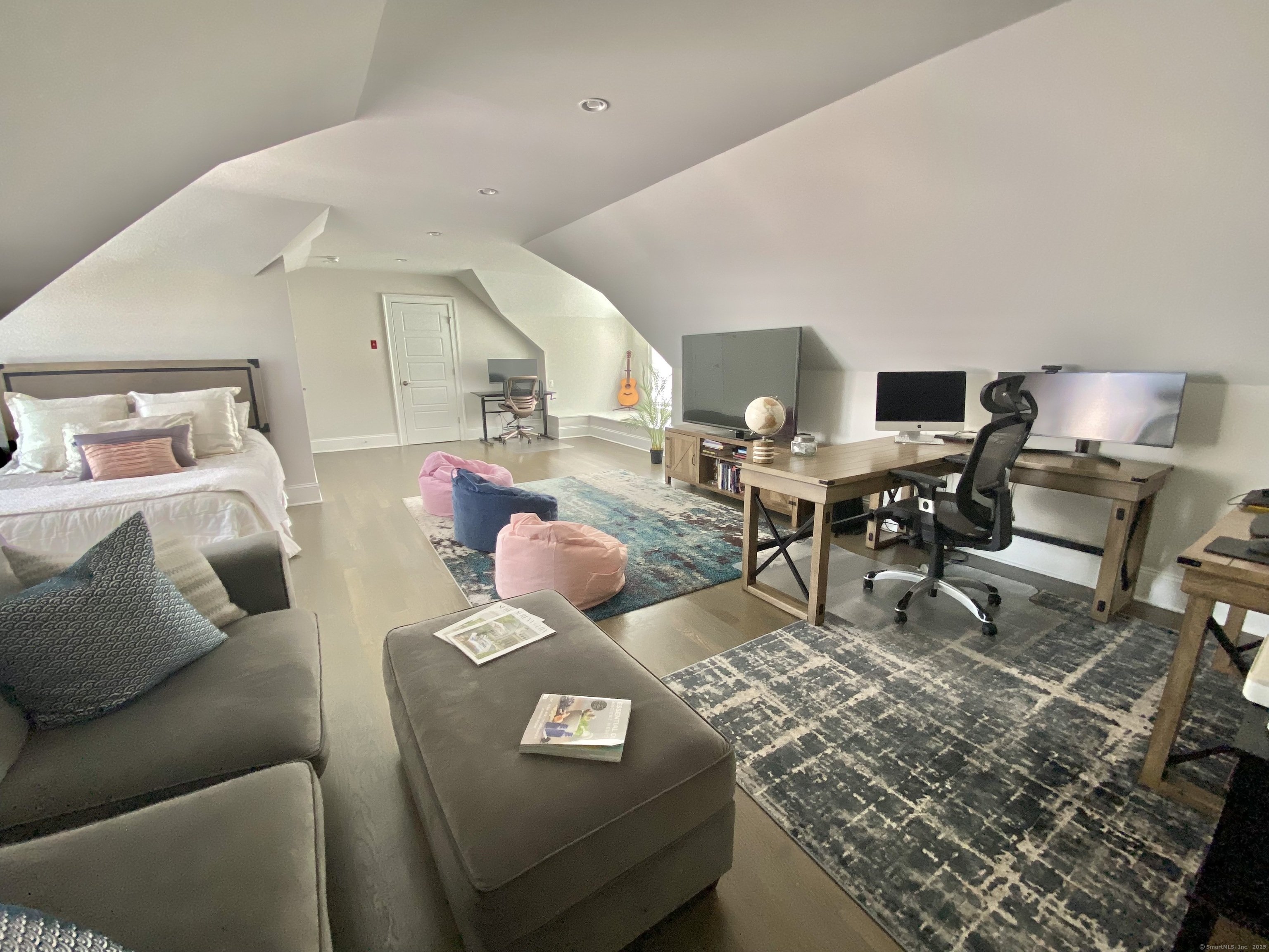 159 Colonial Road 5