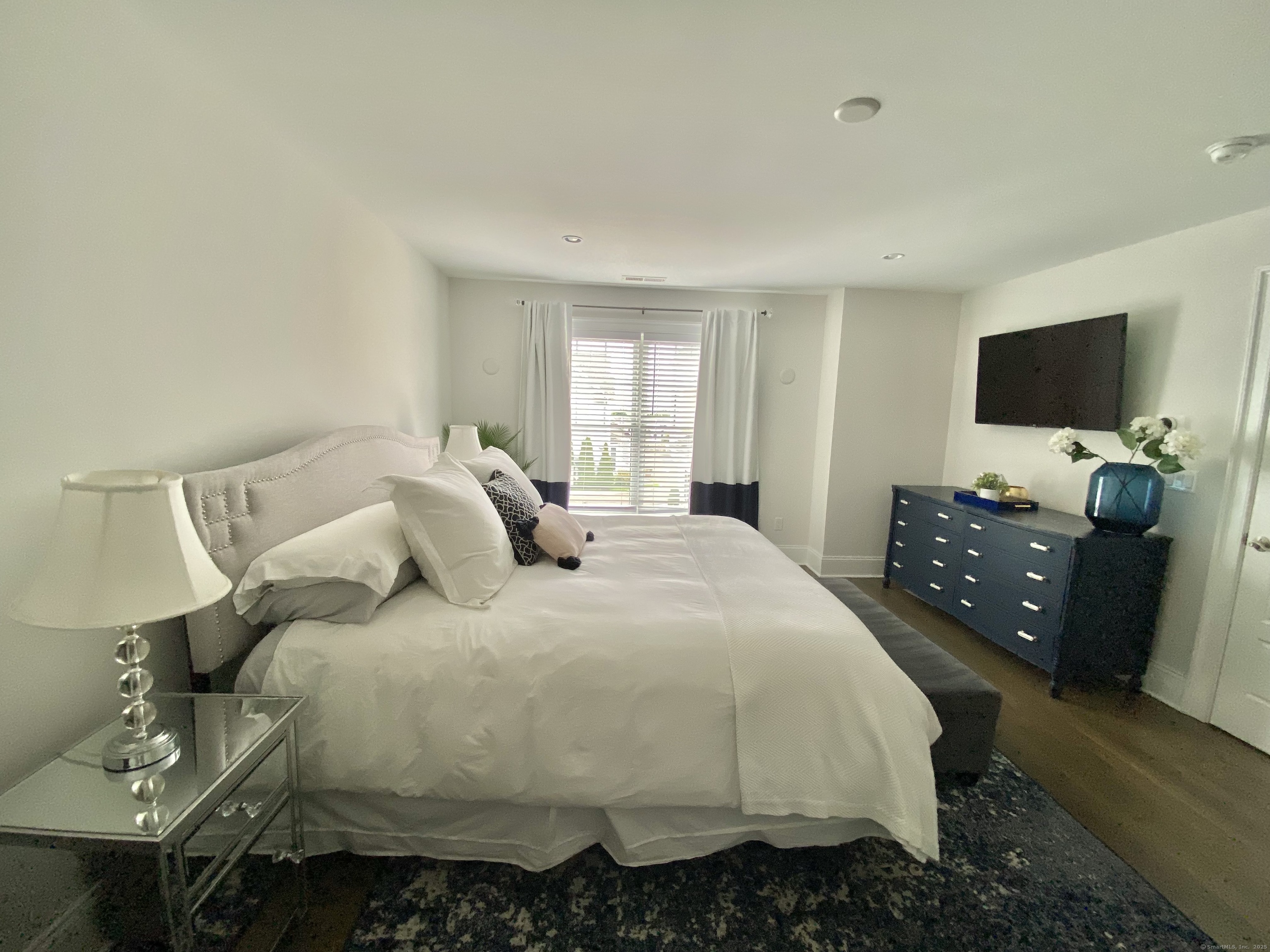 159 Colonial Road 5