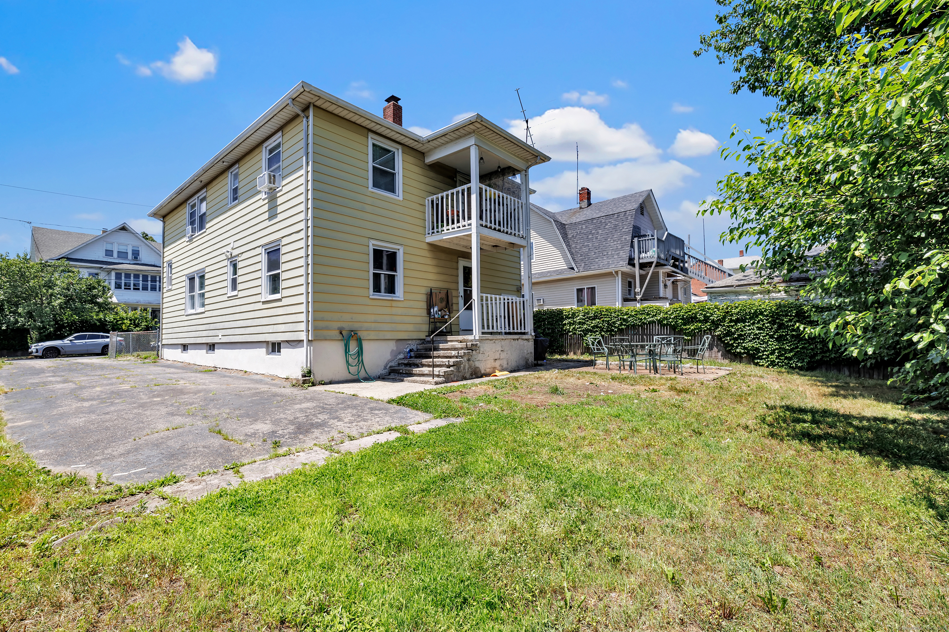 70 Sage Avenue