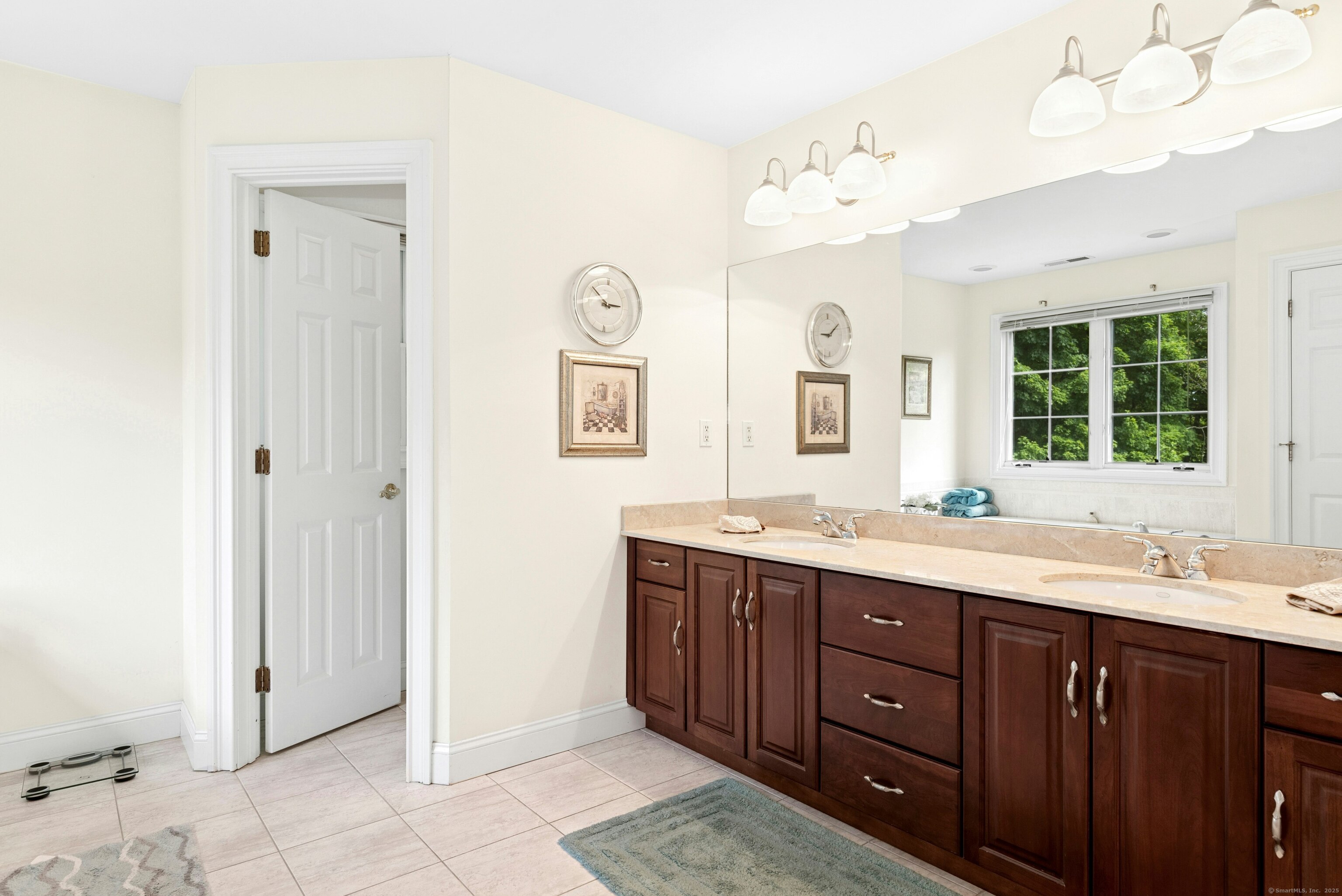 10 Belinsky Circle