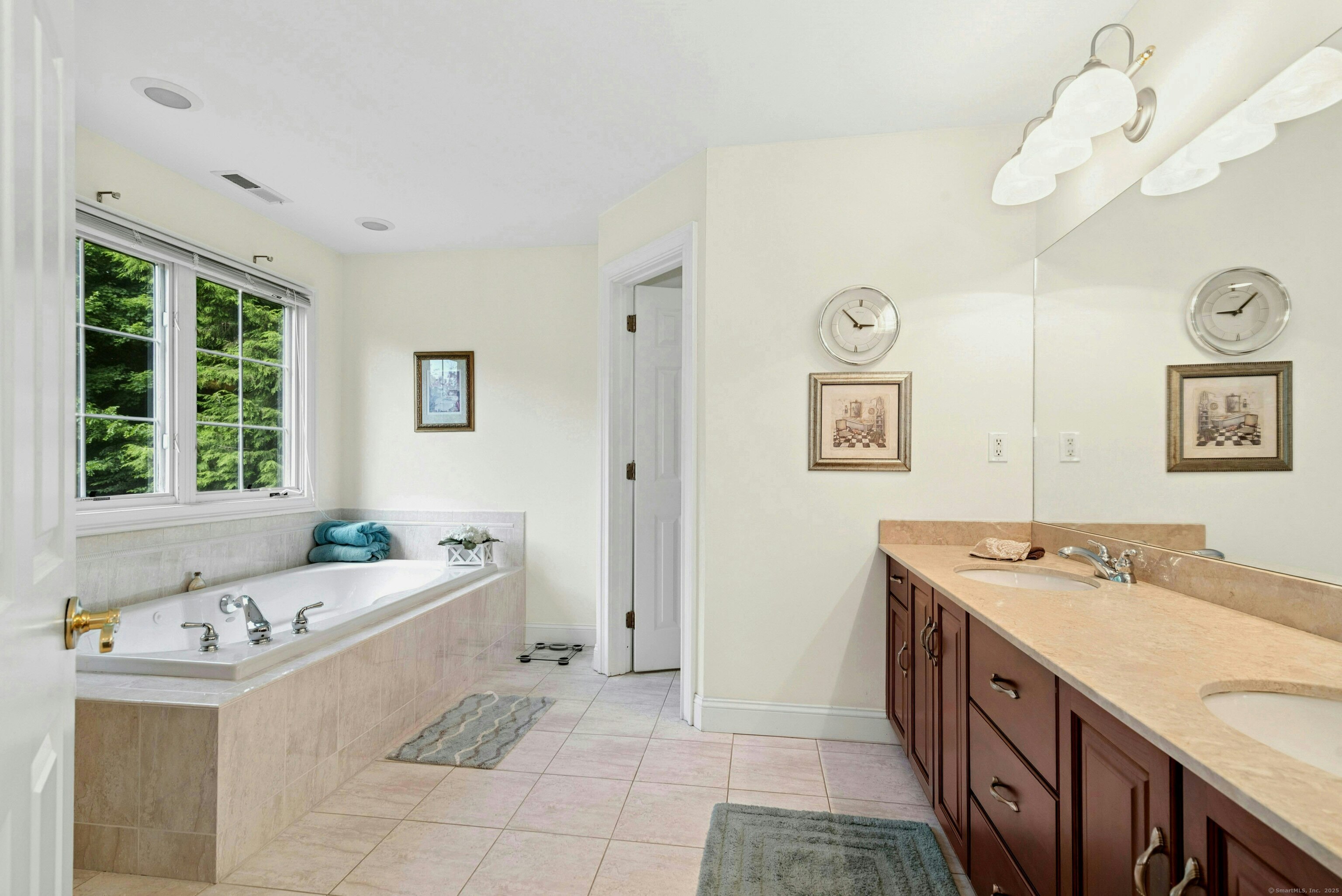 10 Belinsky Circle