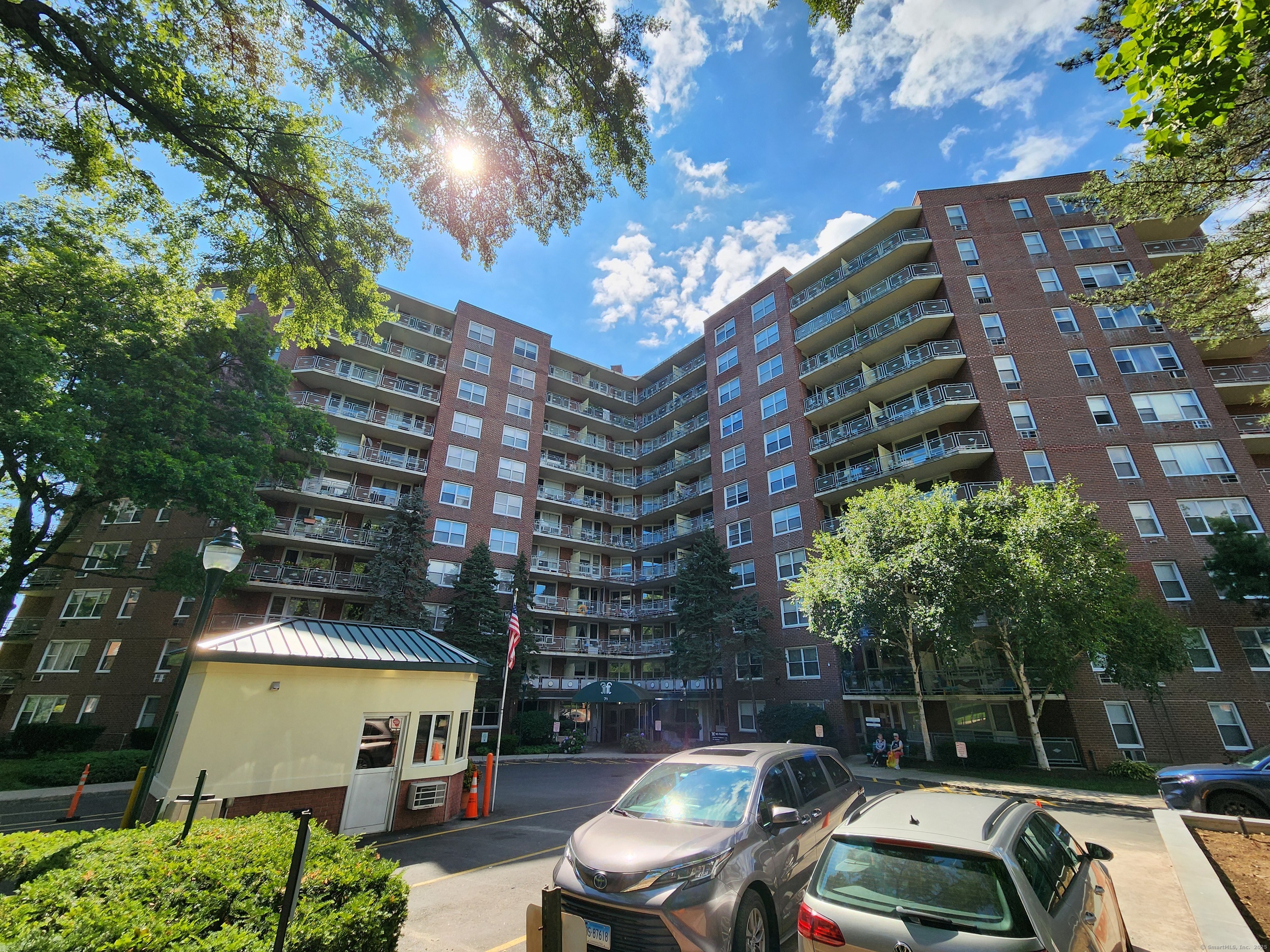 71 Strawberry Hill Avenue APT 1116