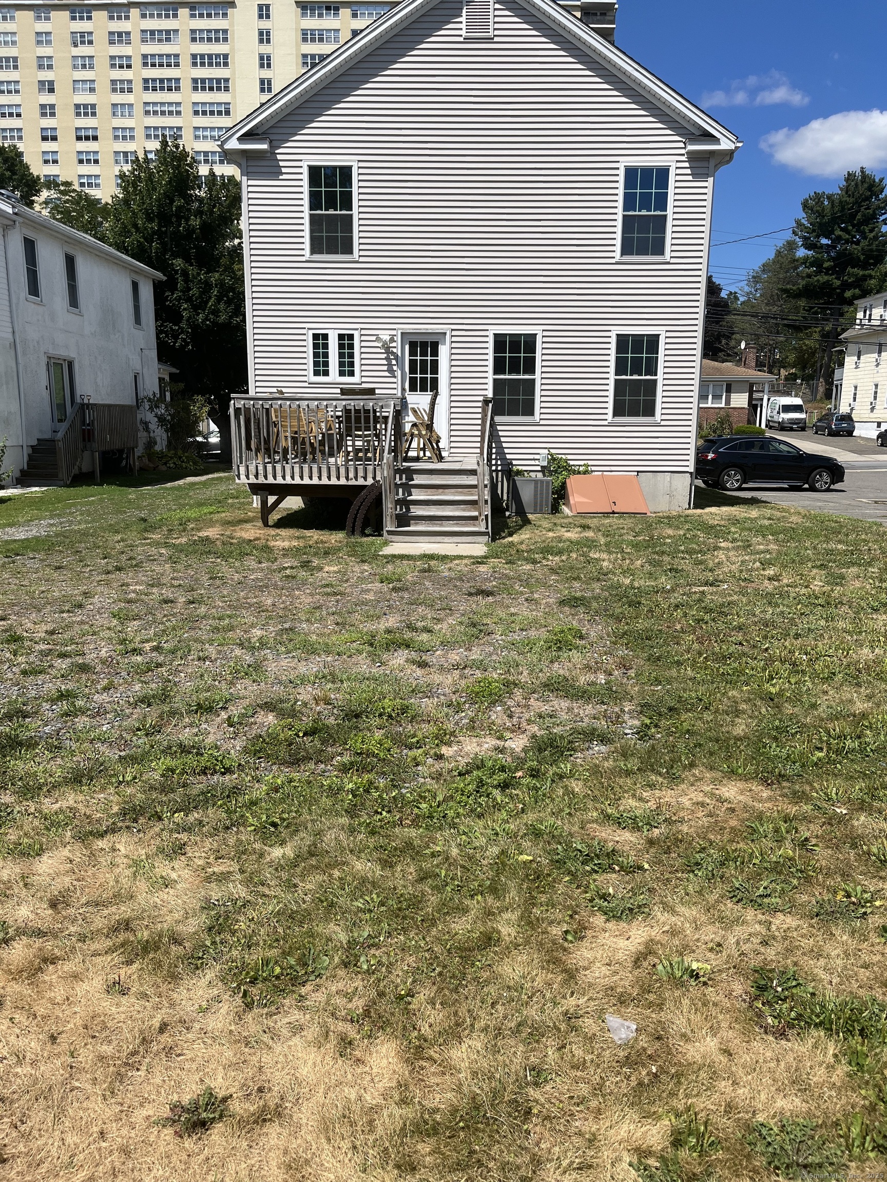 53 Suburban Avenue