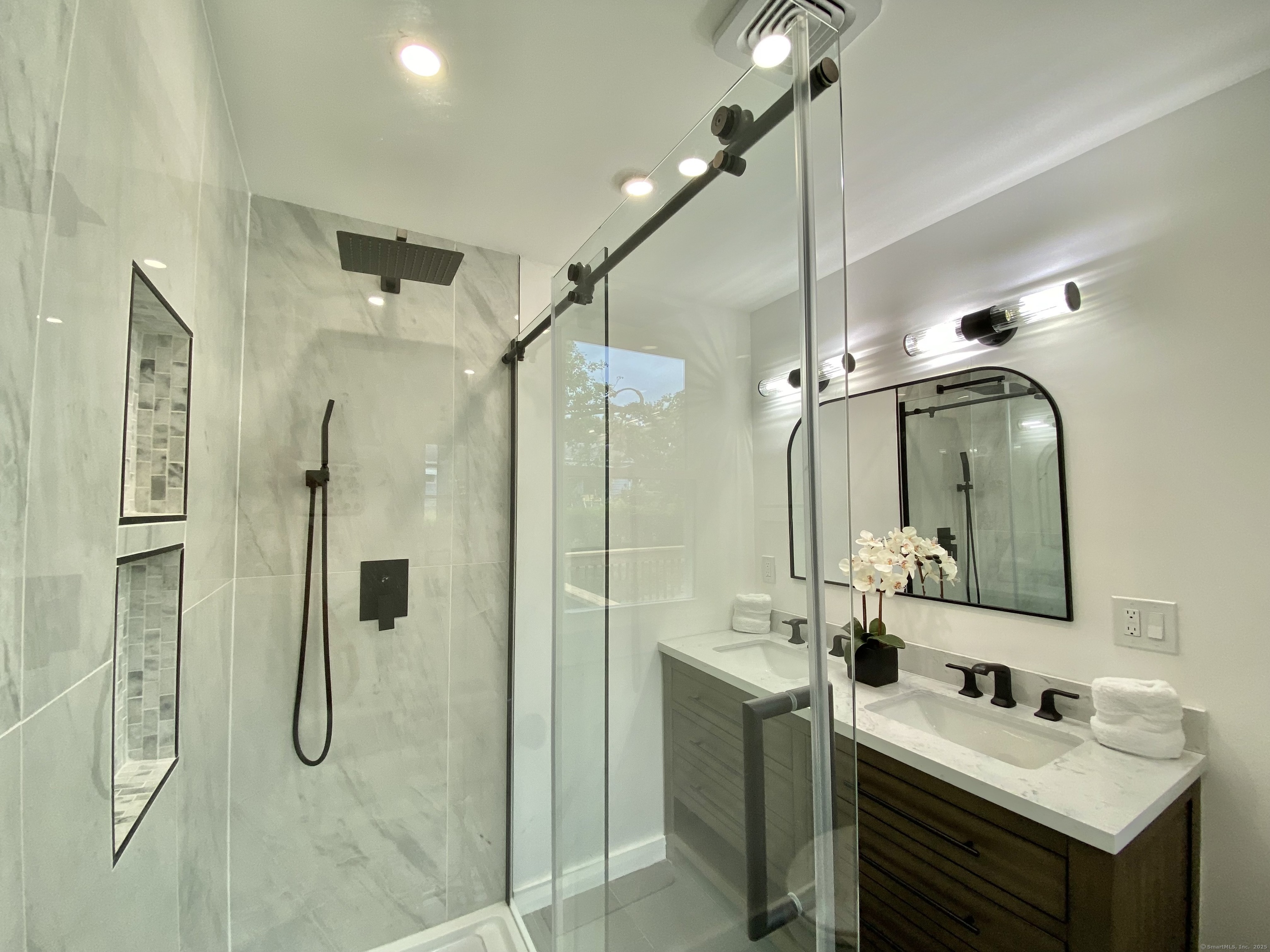 475 Oceanview Terrace