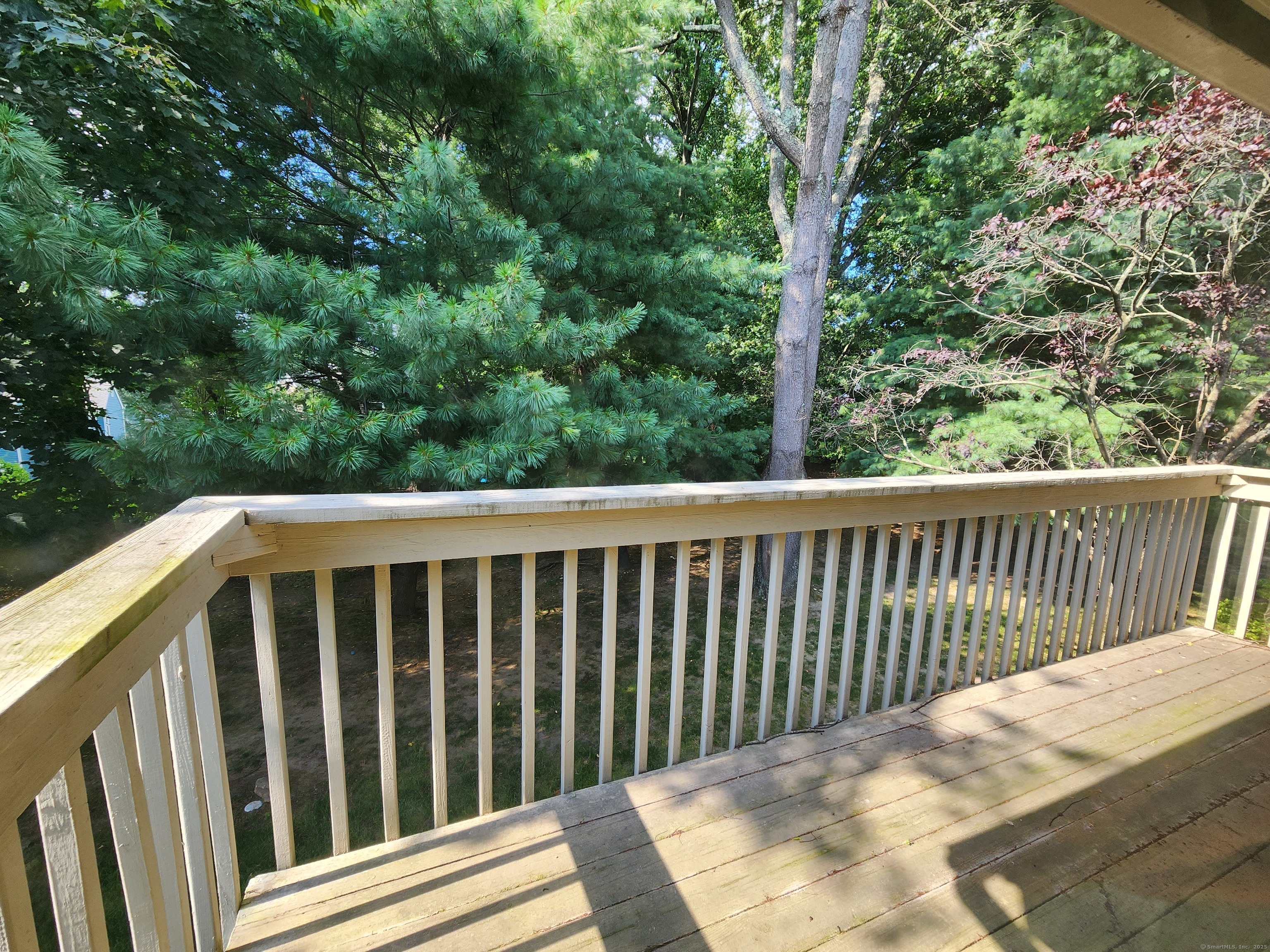 320 Strawberry Hill Avenue APT 15