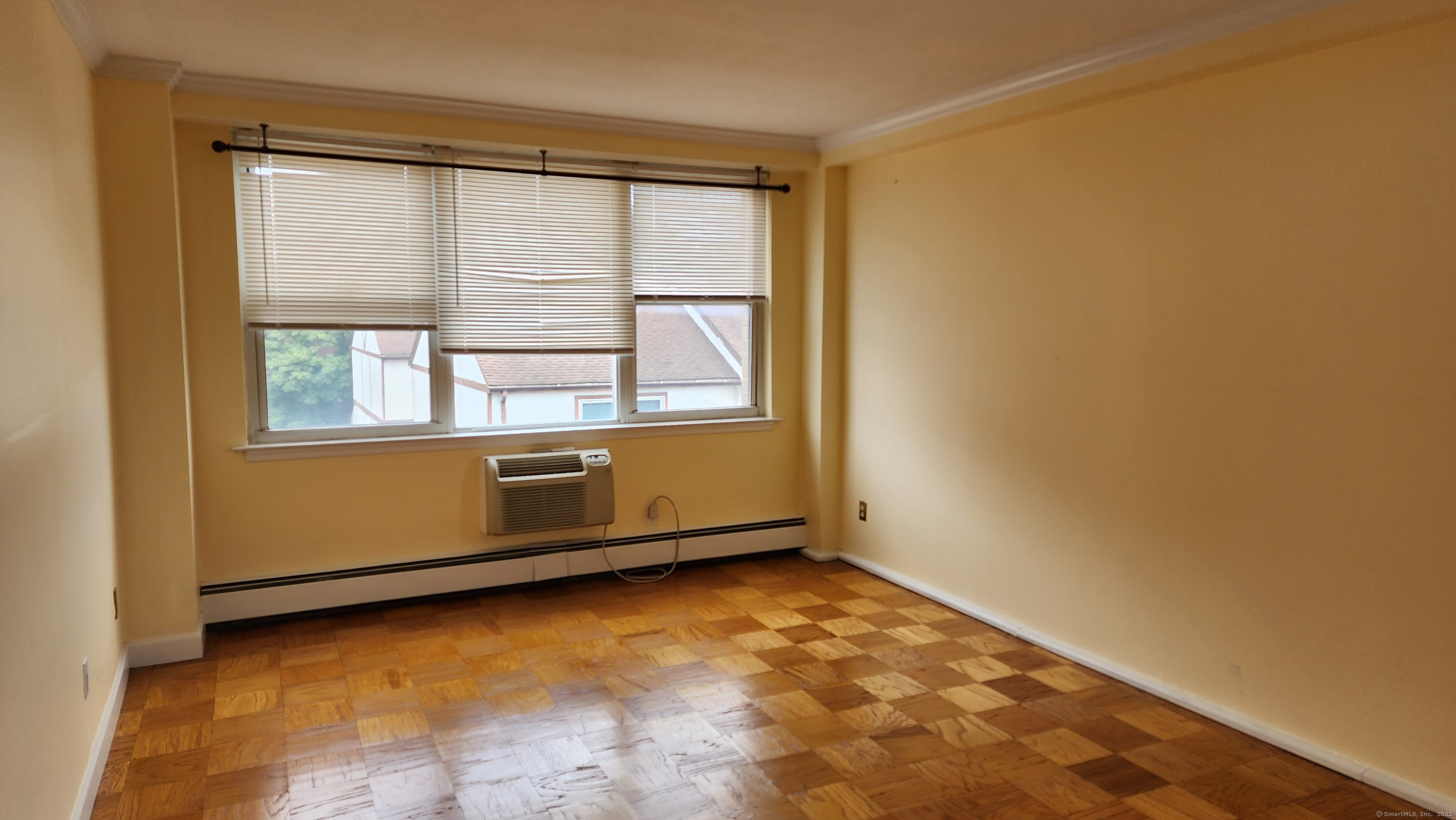 65 Glenbrook Road APT 3A