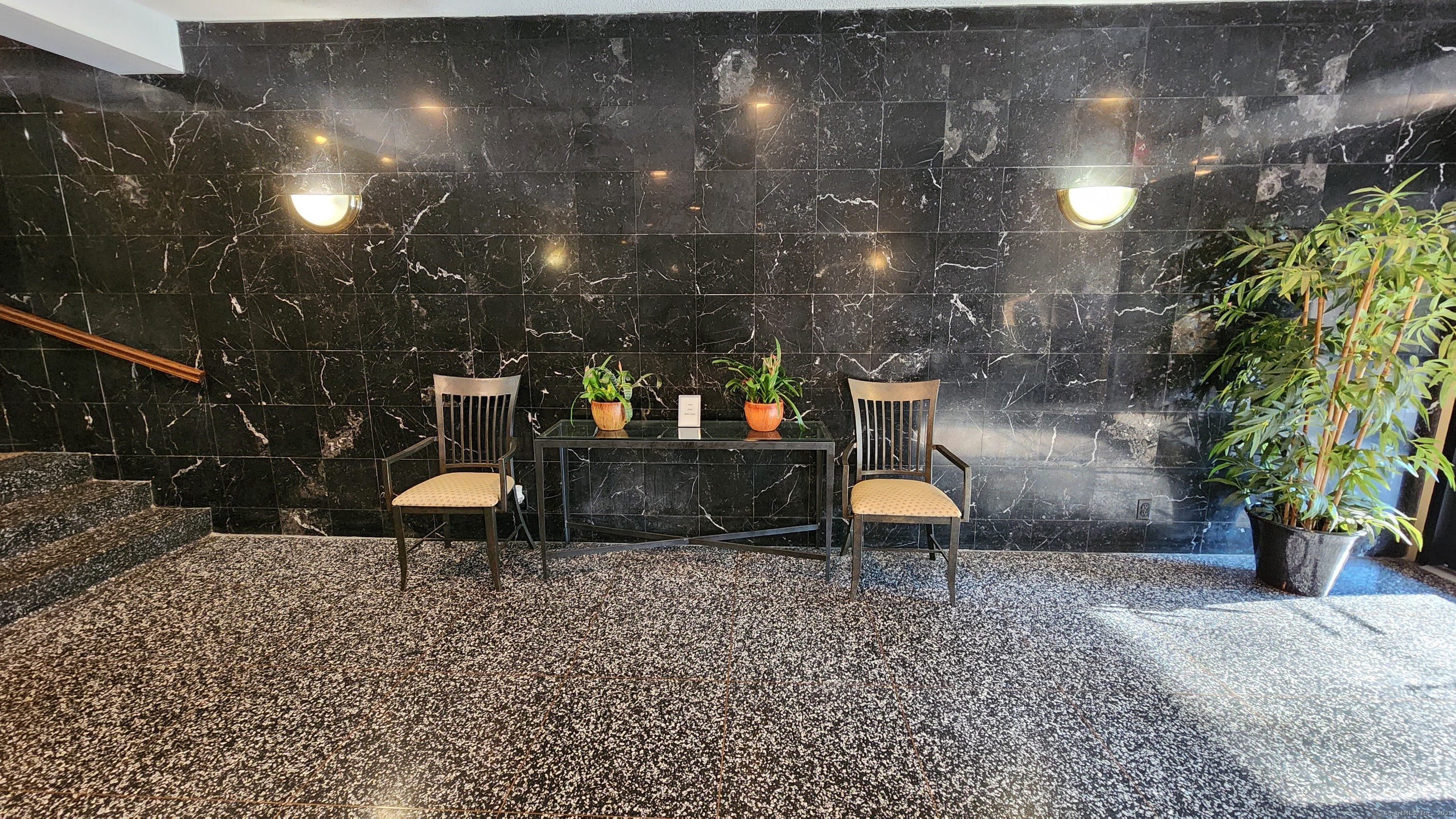 65 Glenbrook Road APT 3A