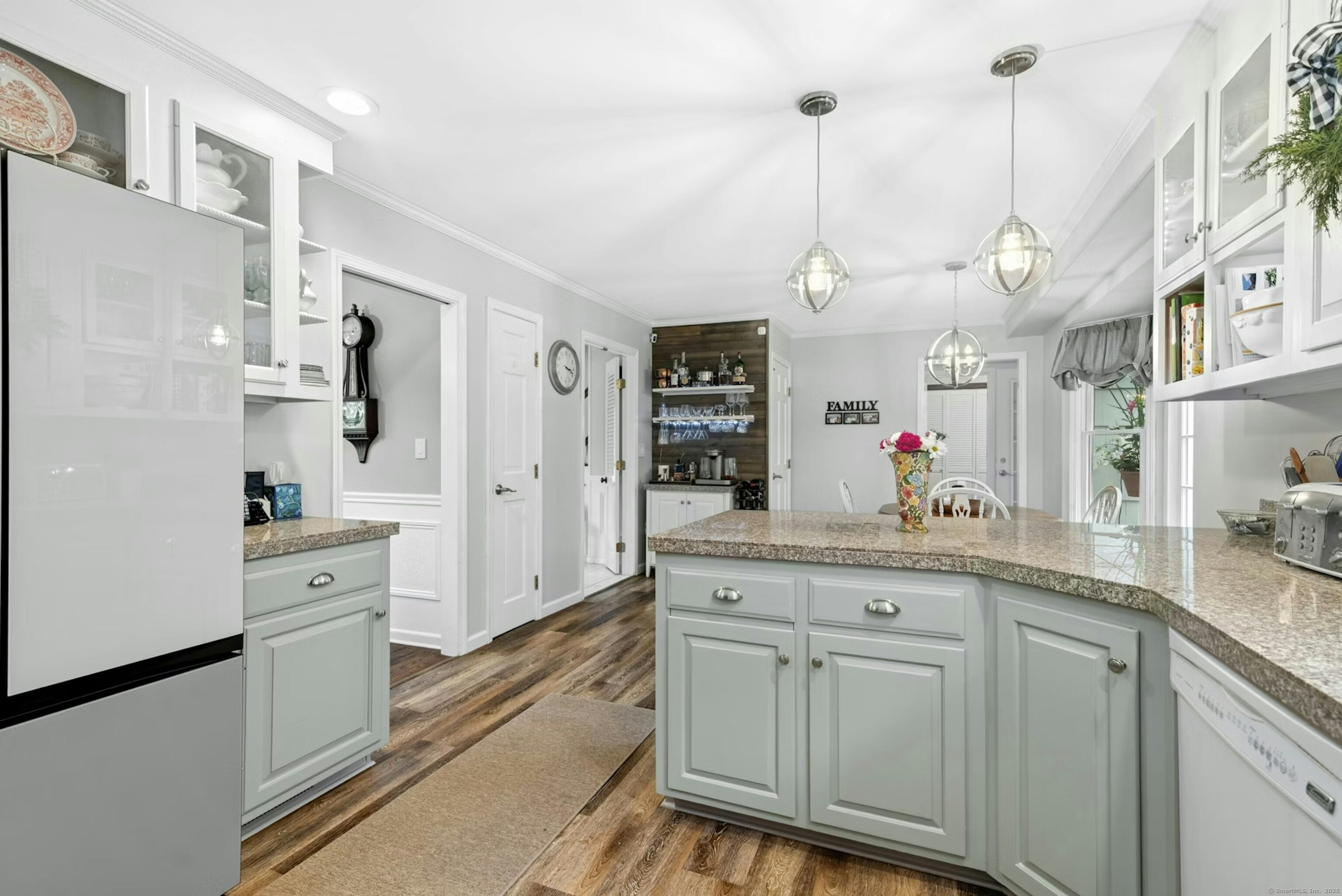 13 Laurel Glen Drive