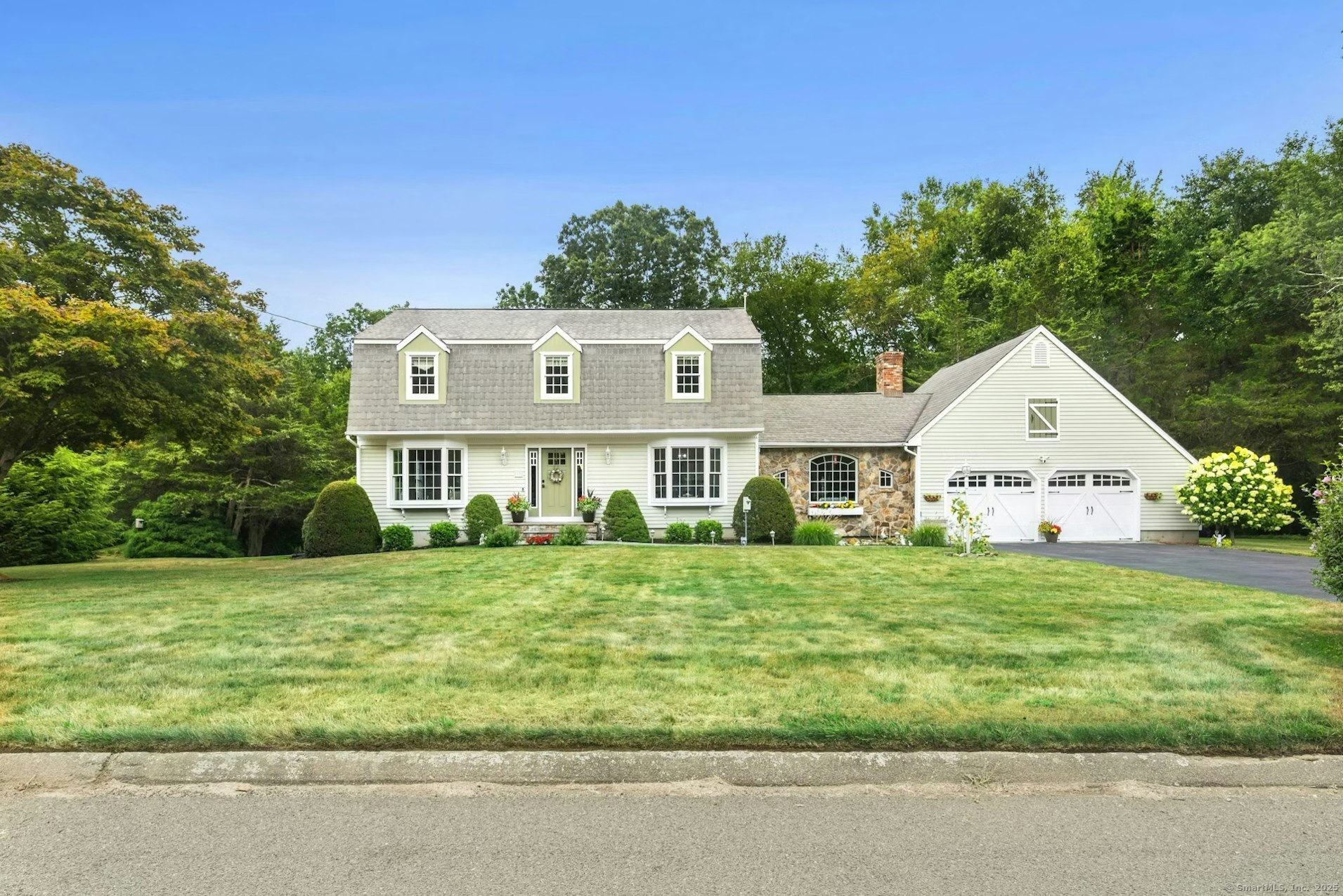 13 Laurel Glen Drive