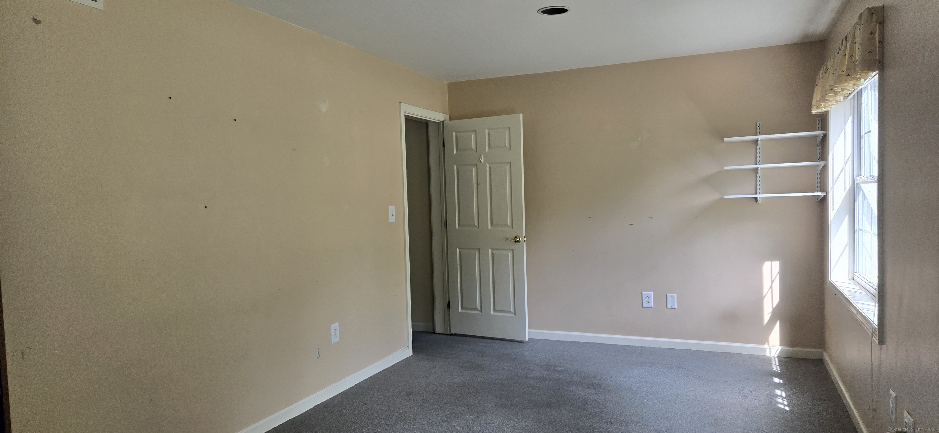1004 Pinnacle Way 1004
