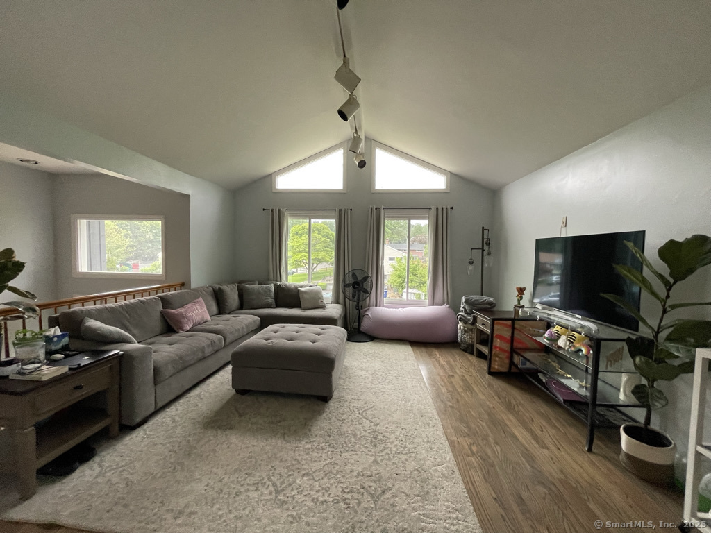 45 Rogerson Circle