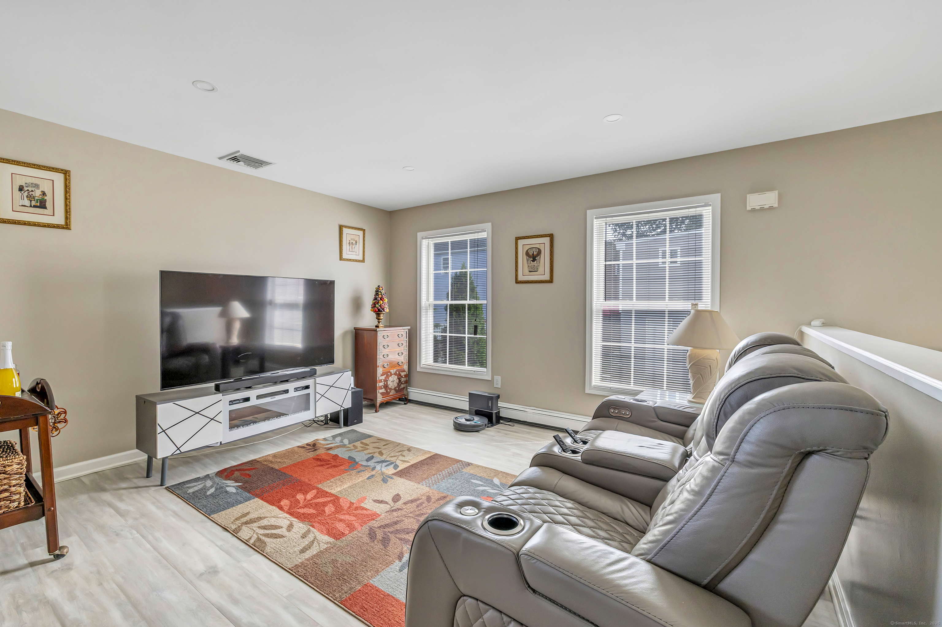56 Woodlawn Avenue