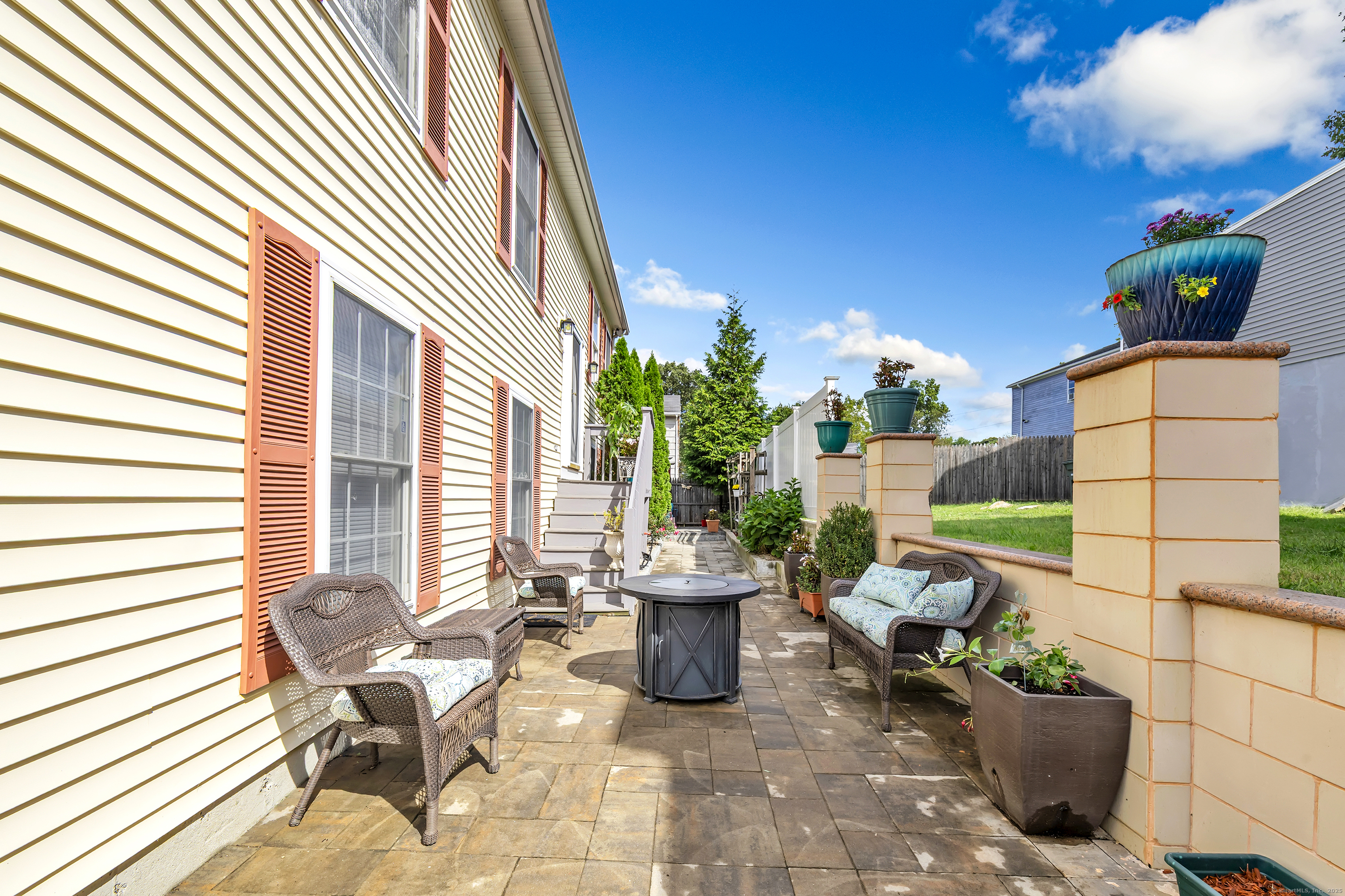 56 Woodlawn Avenue