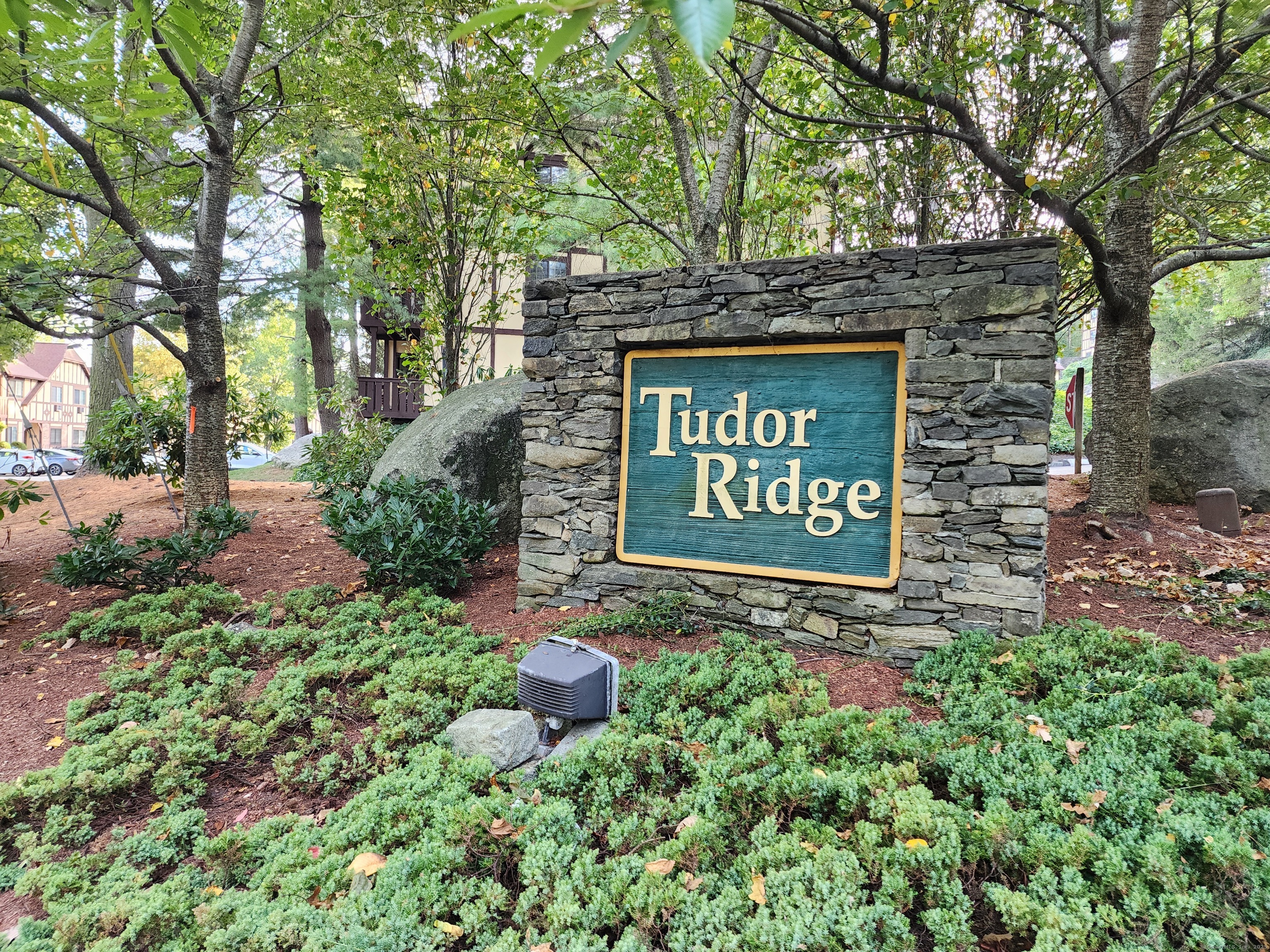 125 Warner Hill Road 85