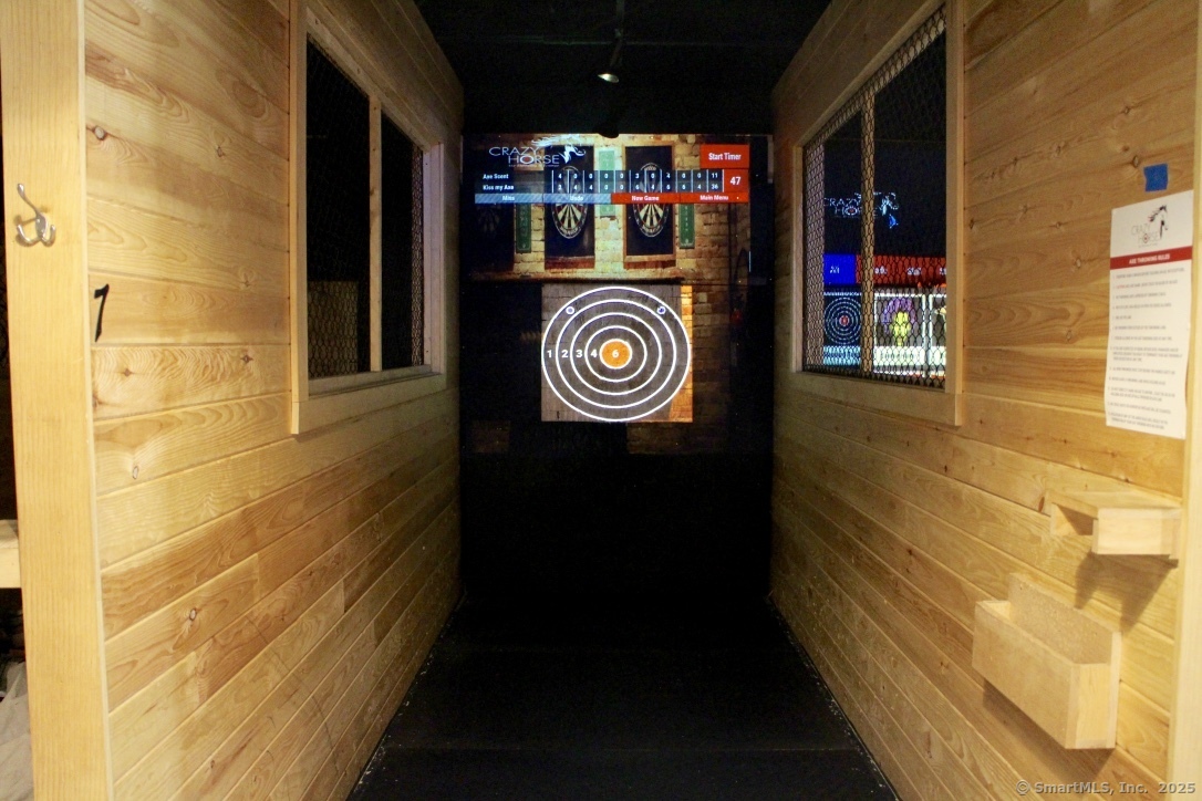 975 Bridgeport Avenue