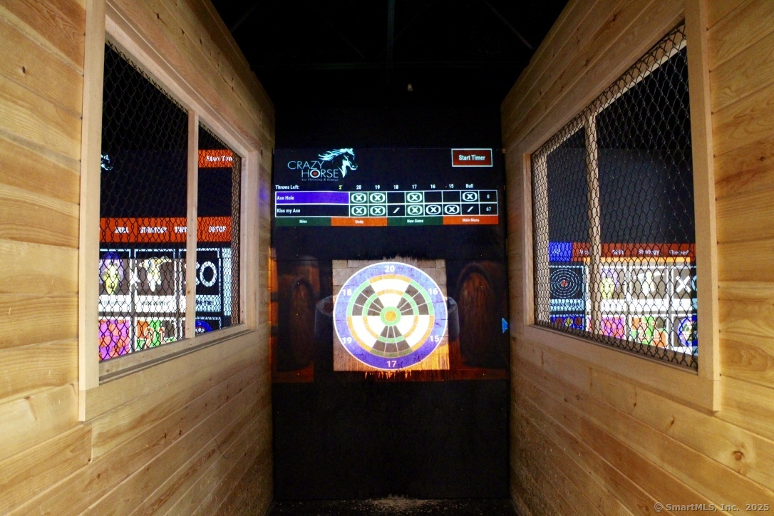 975 Bridgeport Avenue