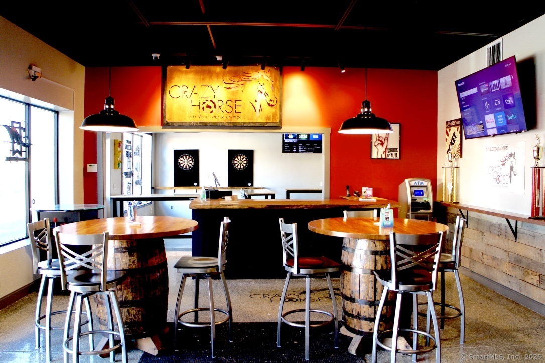 975 Bridgeport Avenue