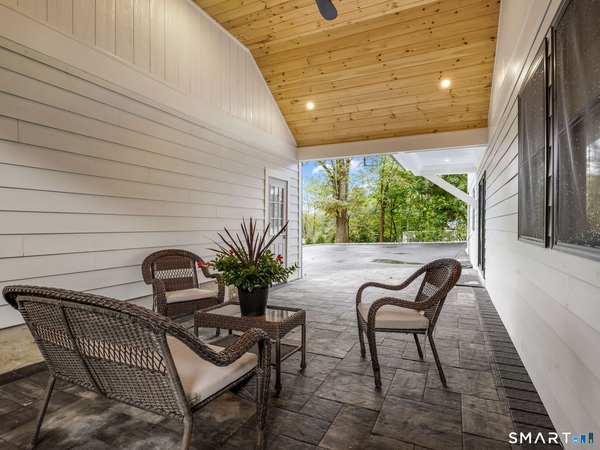 419 Valley Road