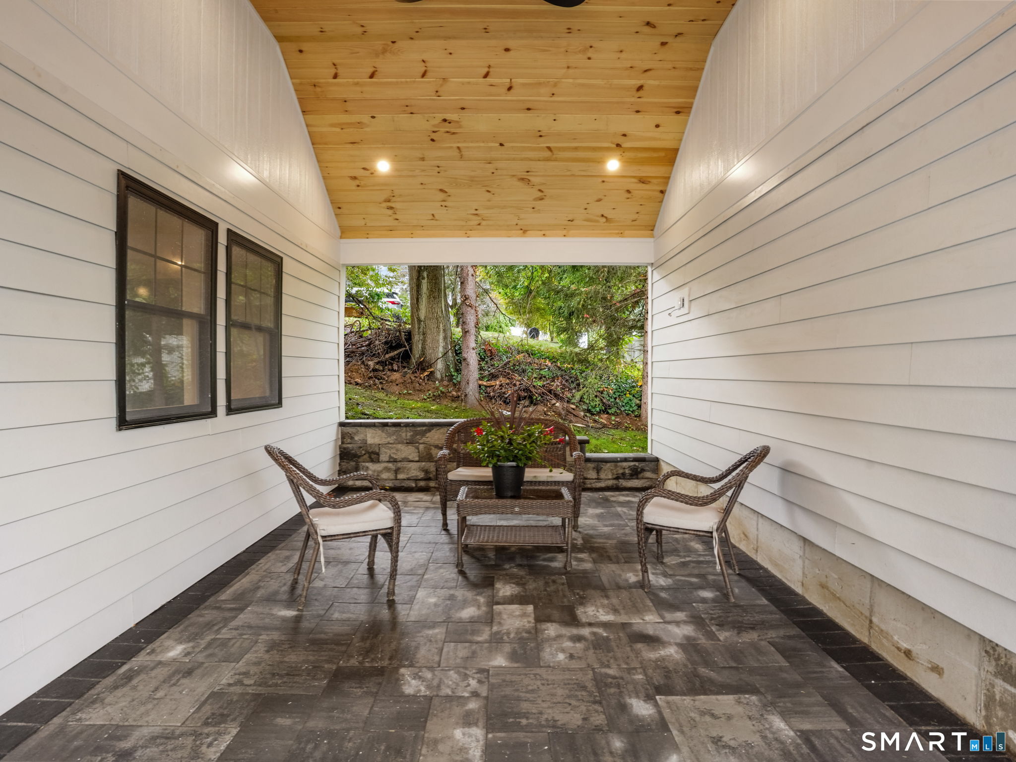 419 Valley Road