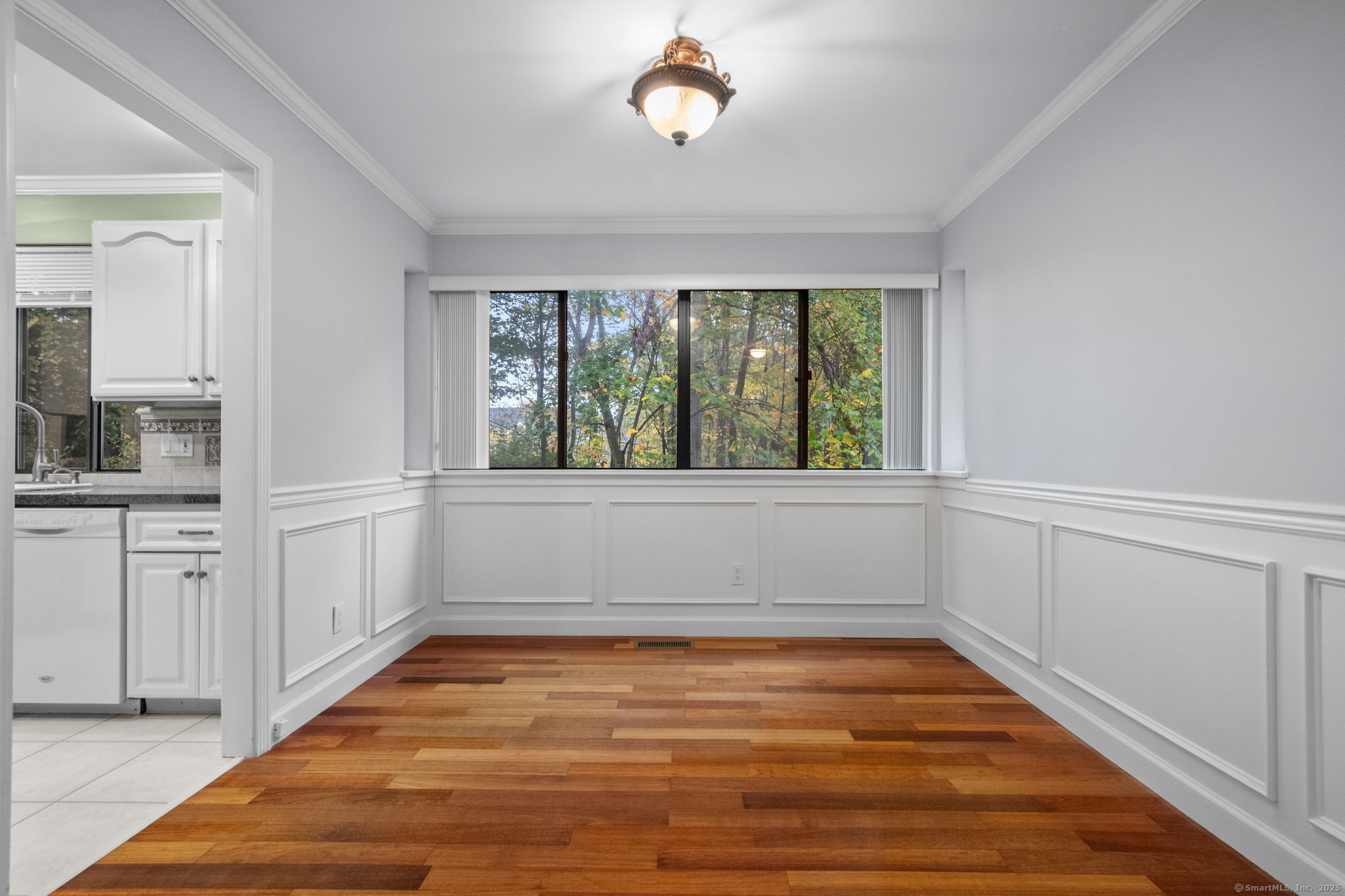 11 Red Oak Circle 11