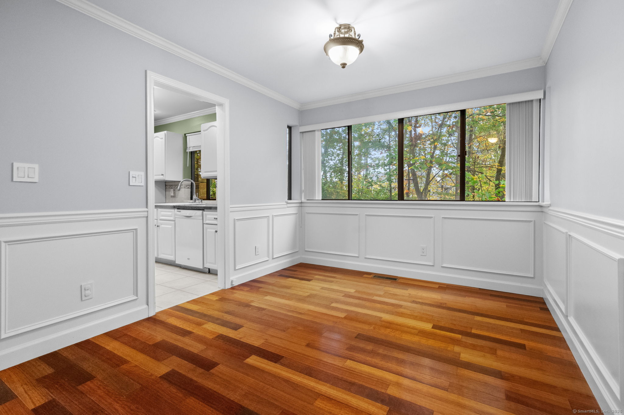 11 Red Oak Circle 11