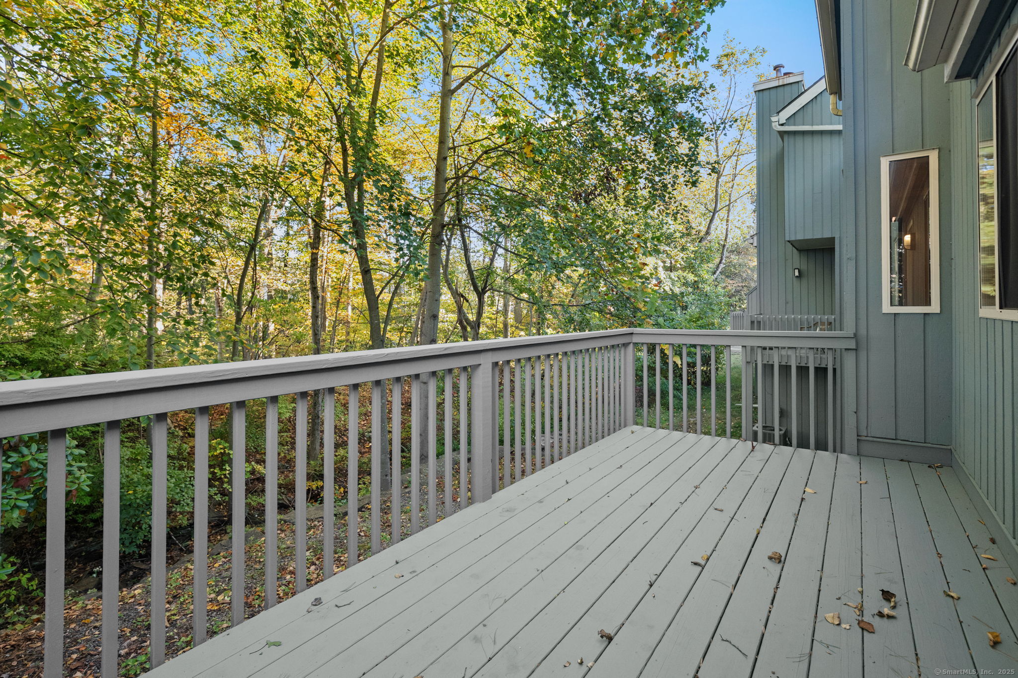 11 Red Oak Circle 11