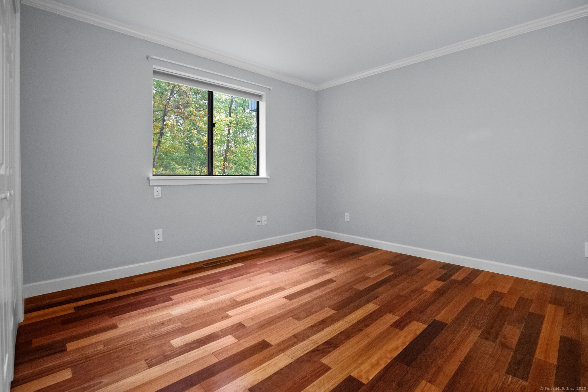 11 Red Oak Circle 11