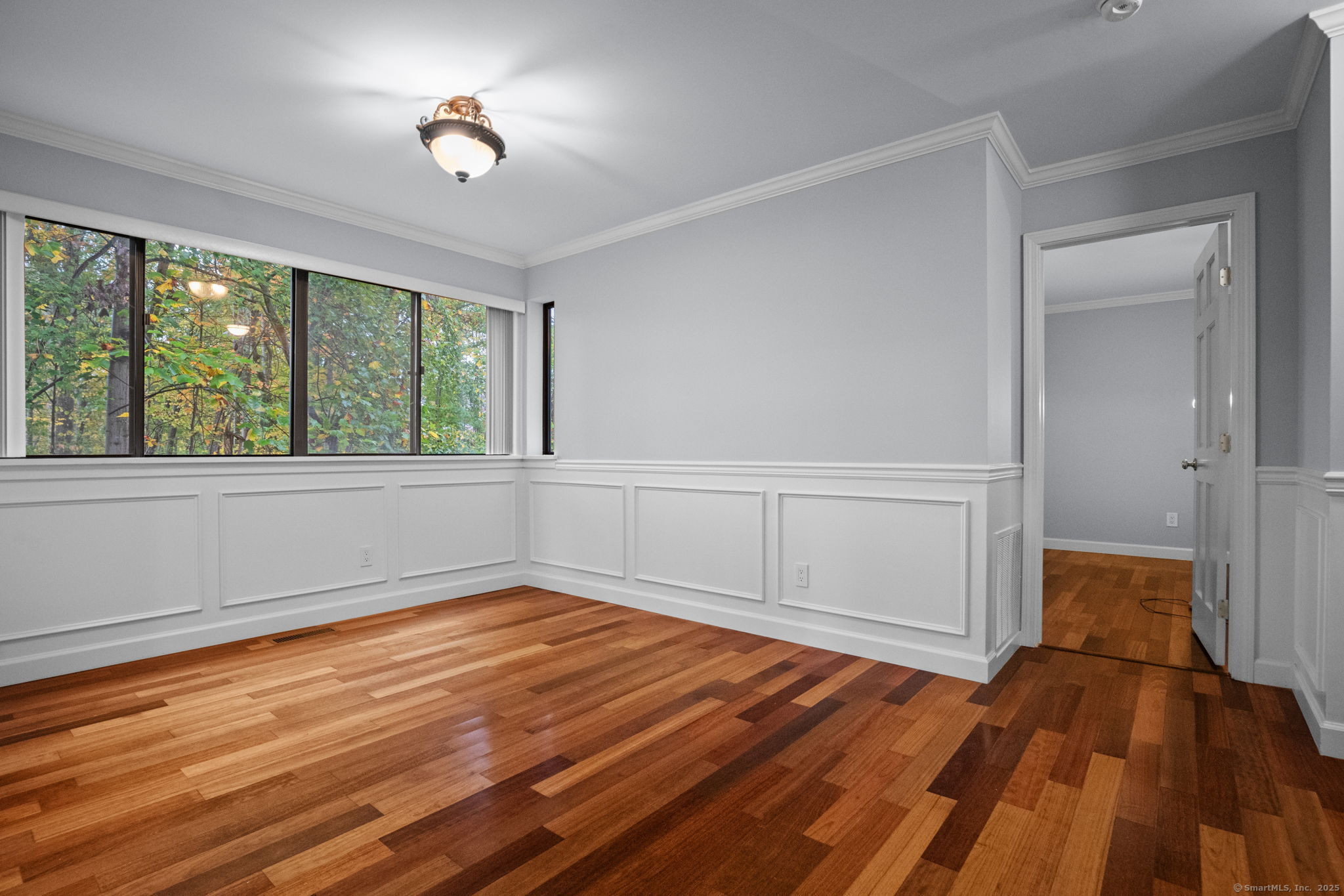 11 Red Oak Circle 11