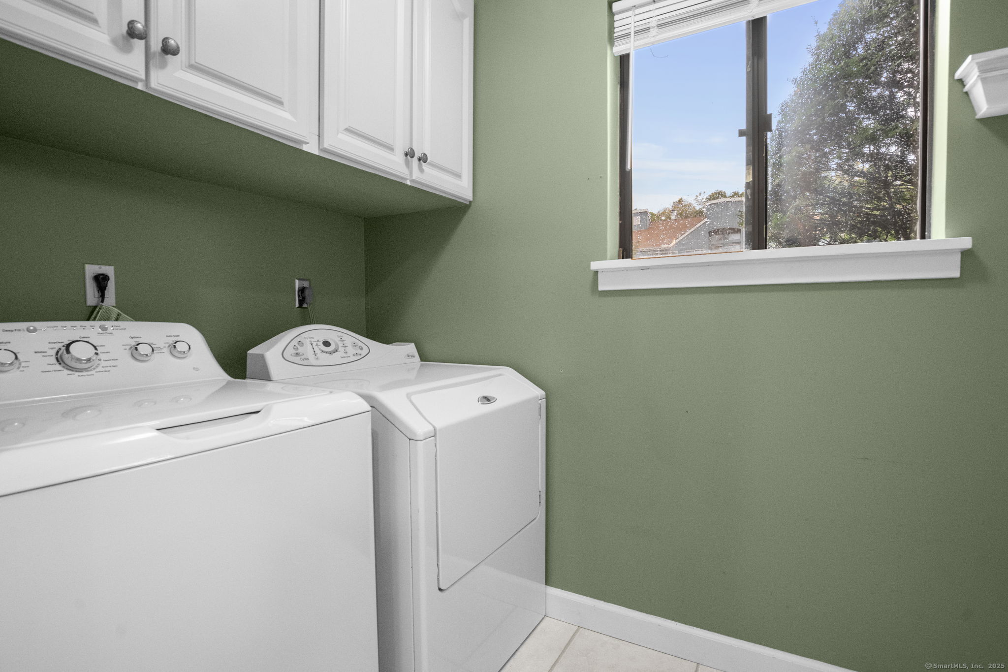 11 Red Oak Circle 11