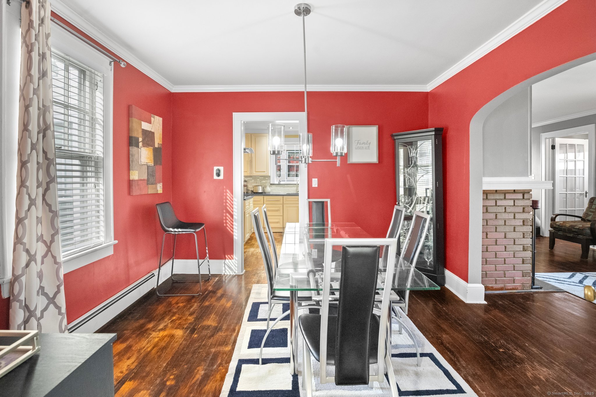 15 Overland Avenue