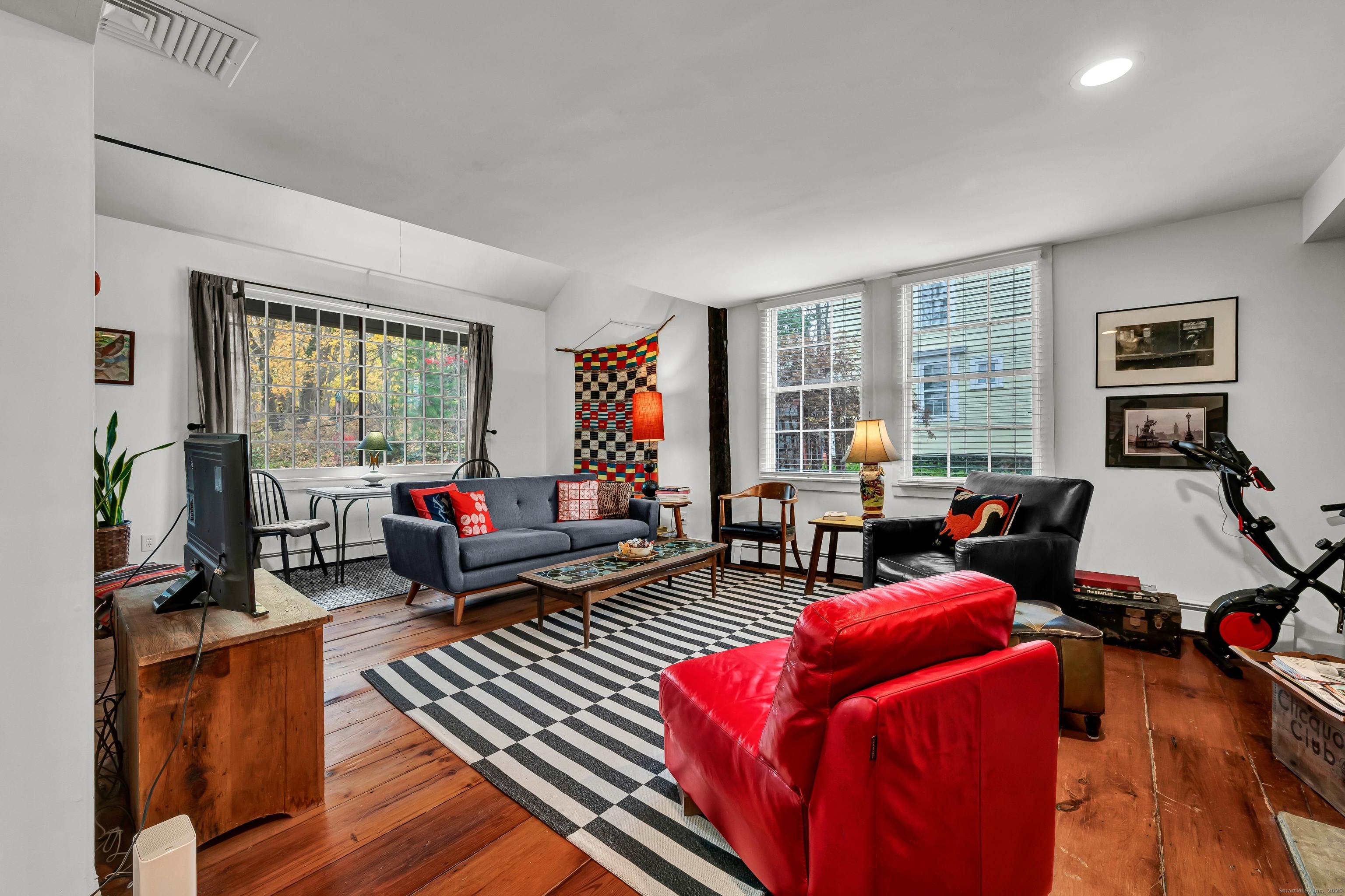 2 Chestnut Street