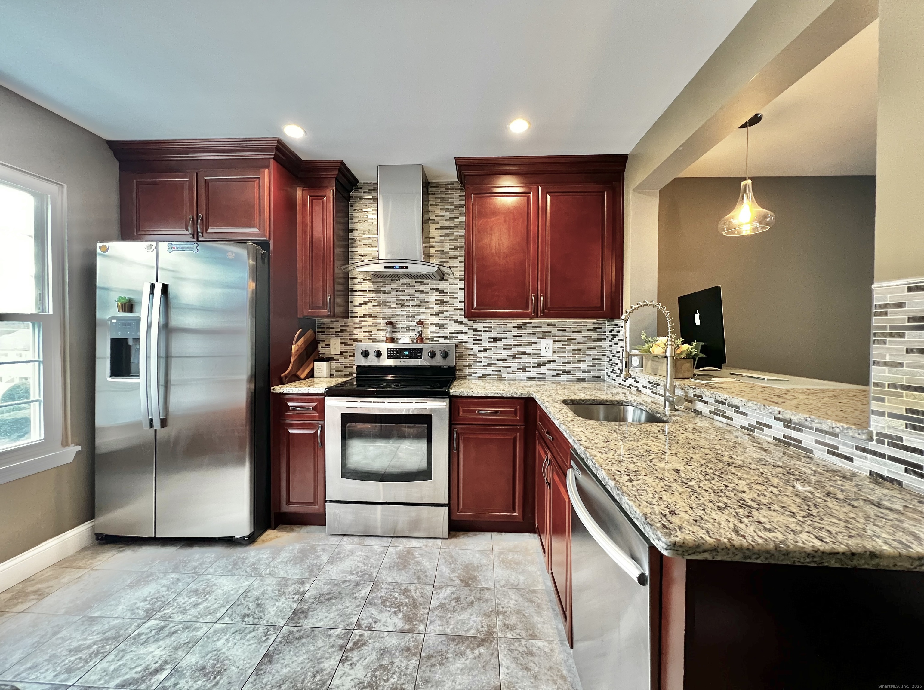 782 Oronoke Road APT 27