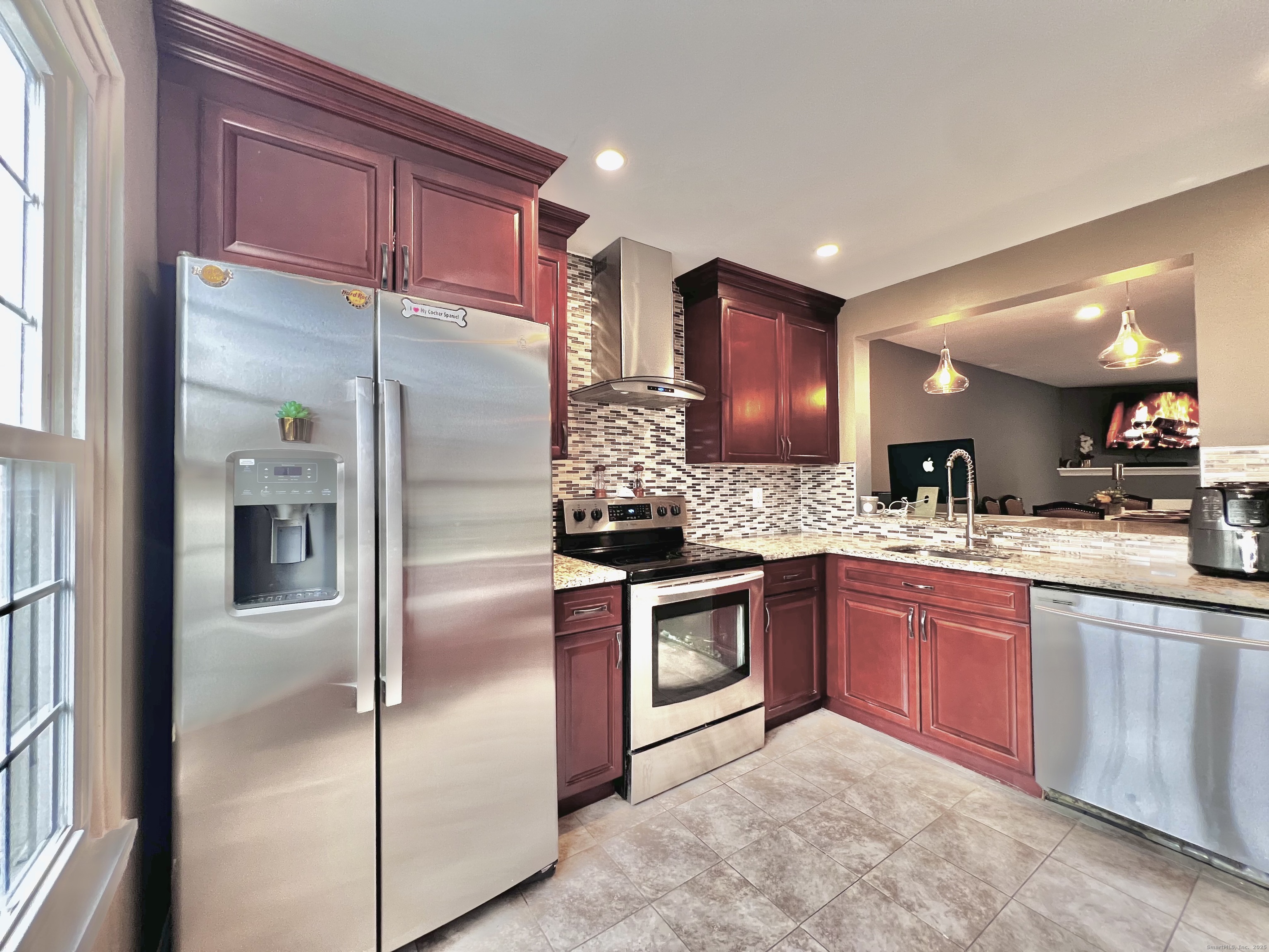 782 Oronoke Road APT 27