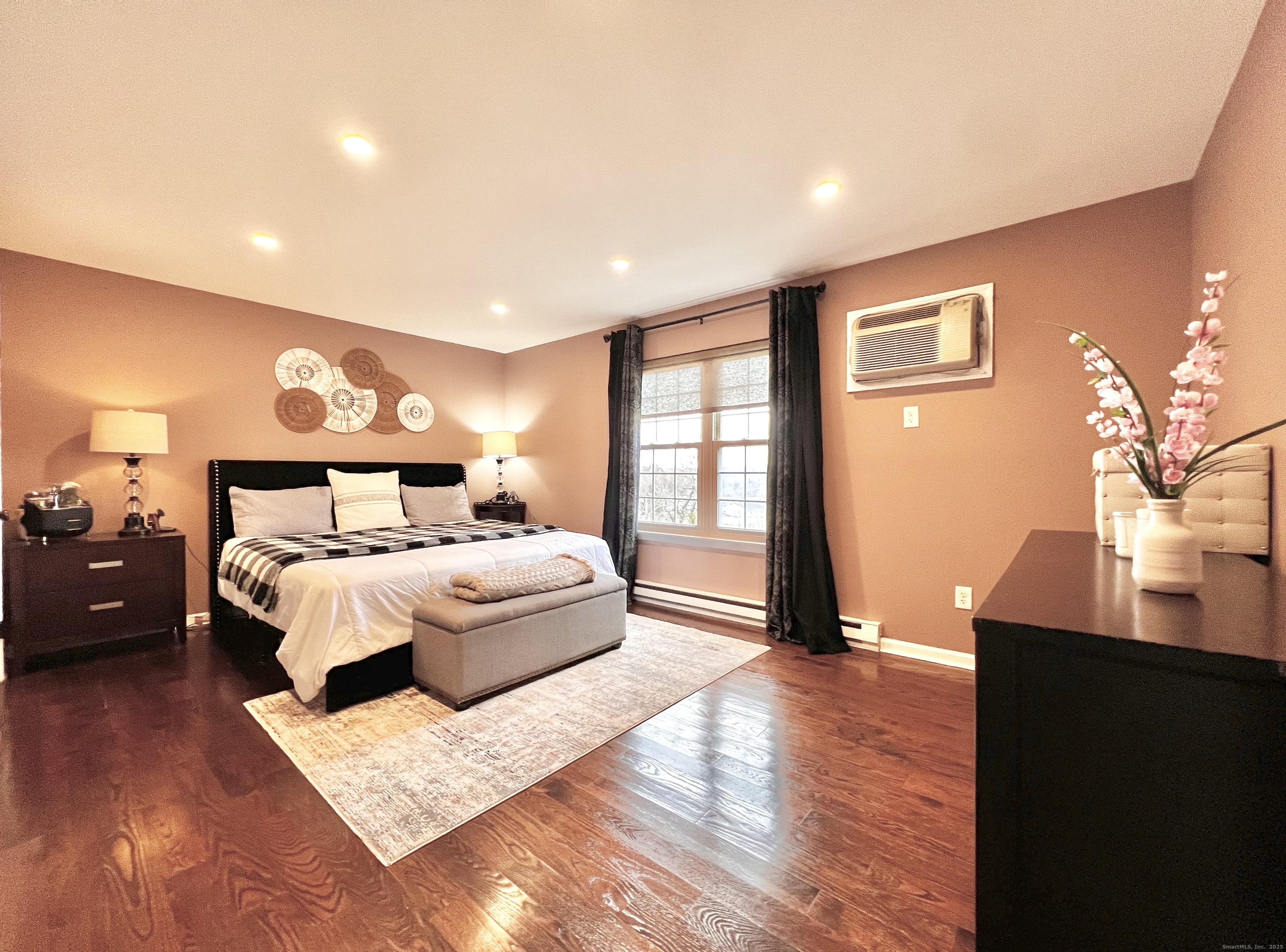 782 Oronoke Road APT 27